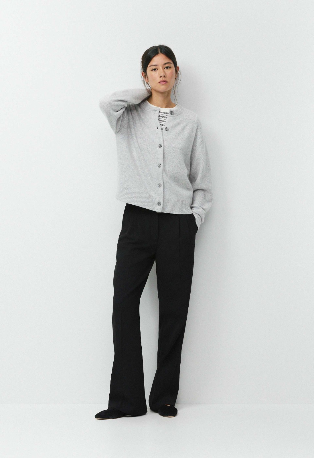 Essential Cashmere Acclaim Cardigan