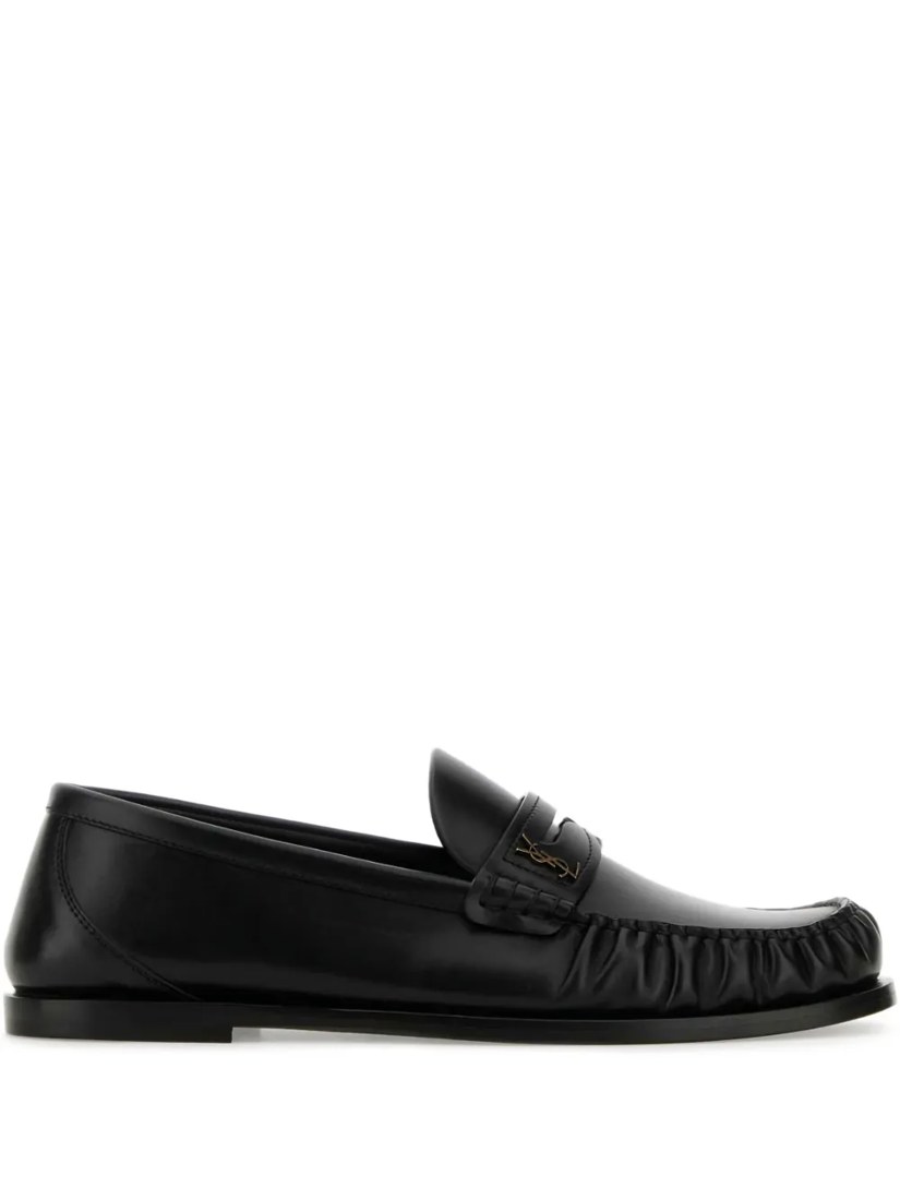 Loafers in smooth leather