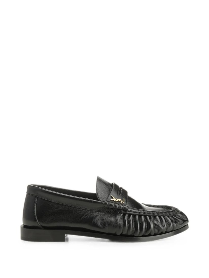 Le Loafers supple in shiny leather