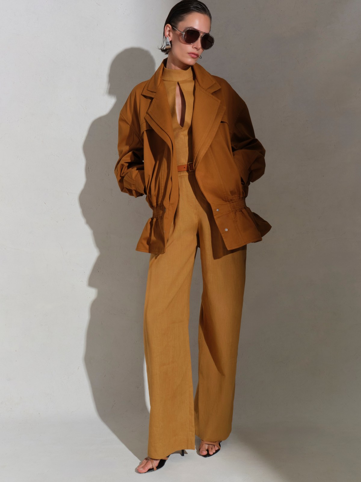 Model in a camel suit from the ET OCHS Spring 2026 lookbook
