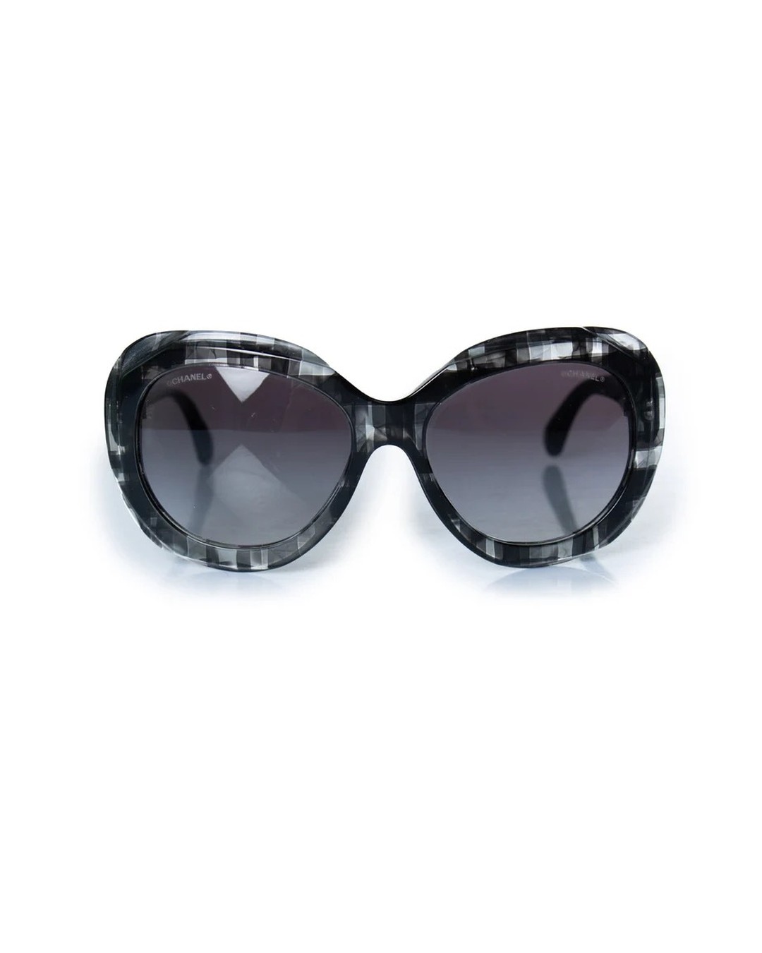 Grey oversized sunglasses