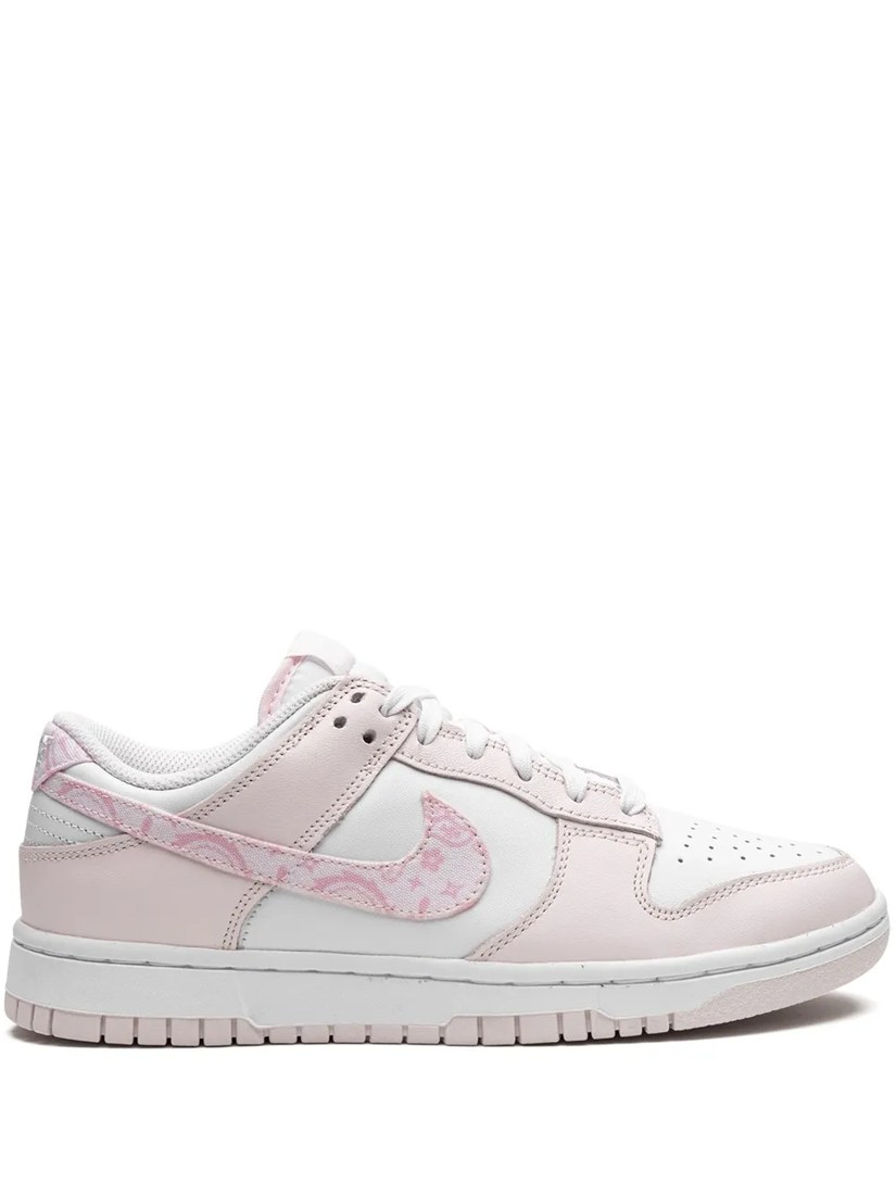 Dunk Low Pink Paisley sneakers