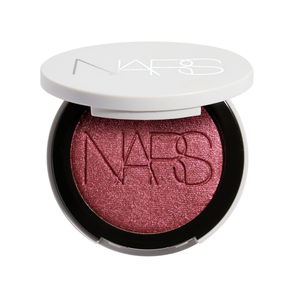 Light Reflecting Luminizing Blush