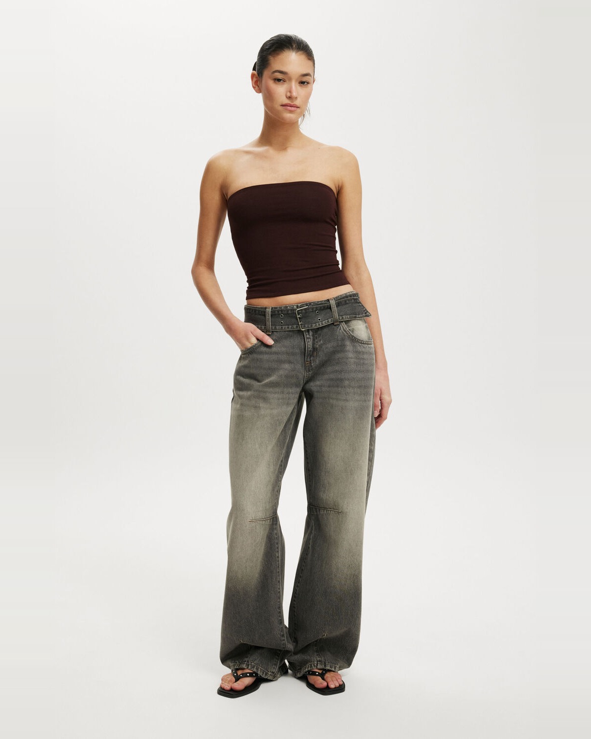 Low Barrel Jean