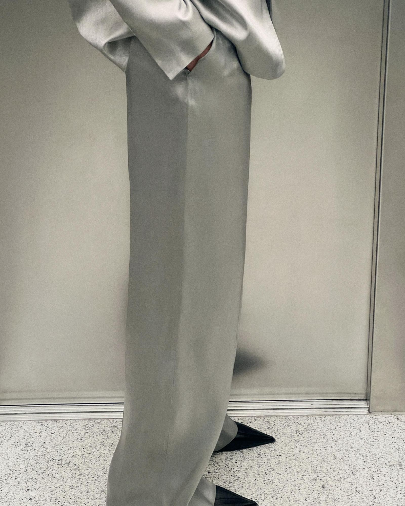 Satin Pants: Wide Legs, Tailored Shapes and Easy Cargos