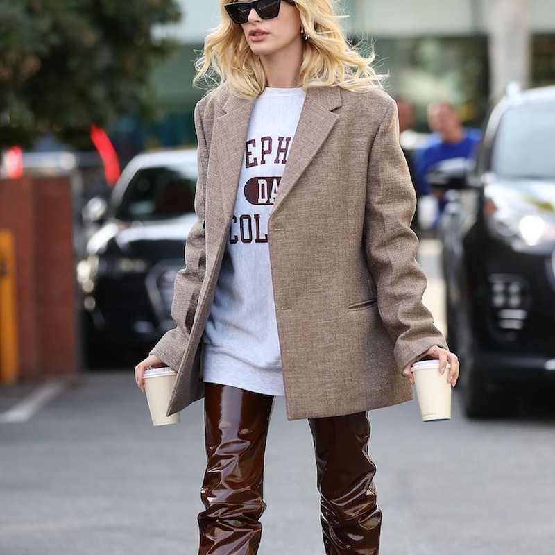 How to Wear the Model Off Duty