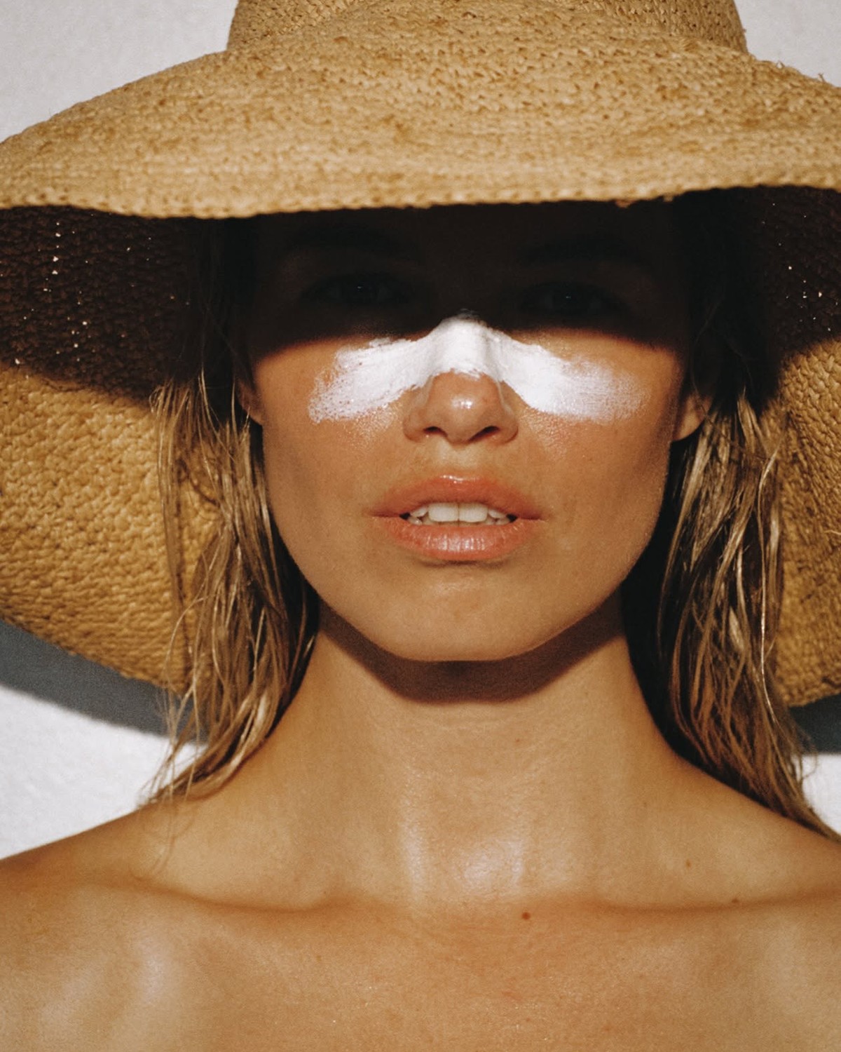Blue Lizard Sunscreen, the Bottle That Notices the Sun Before You Do