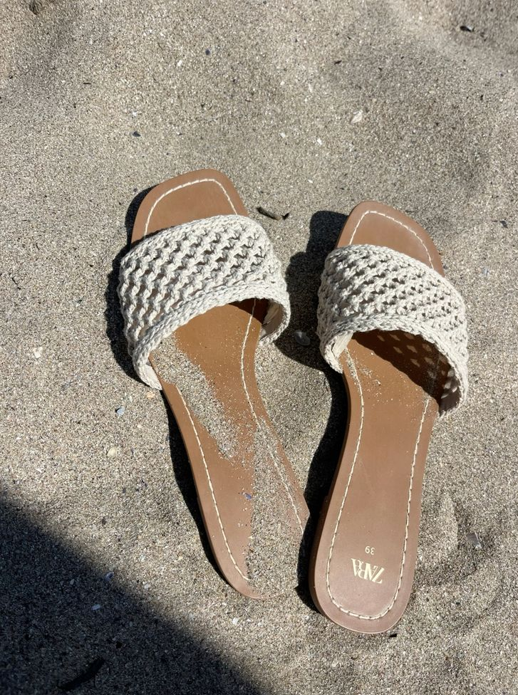 Vacation Shoes: Sandals and Slides