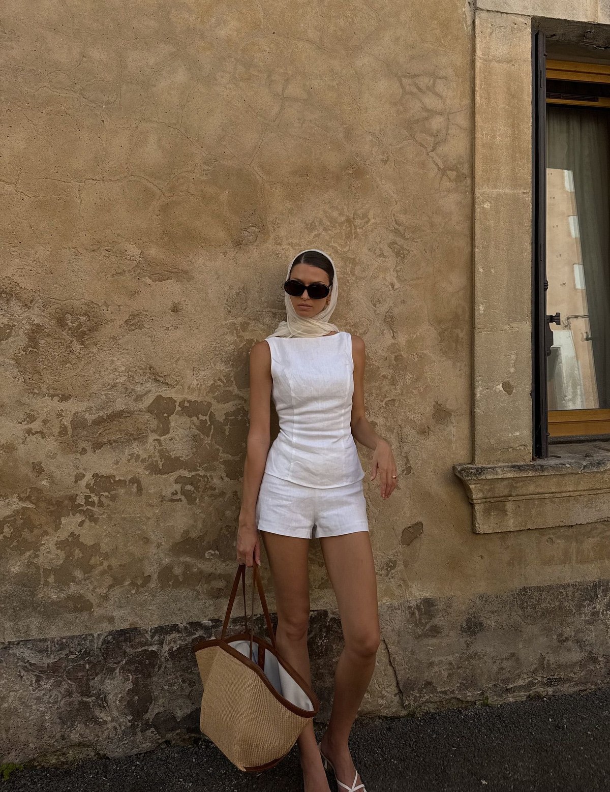 How to Wear South of France Outfits