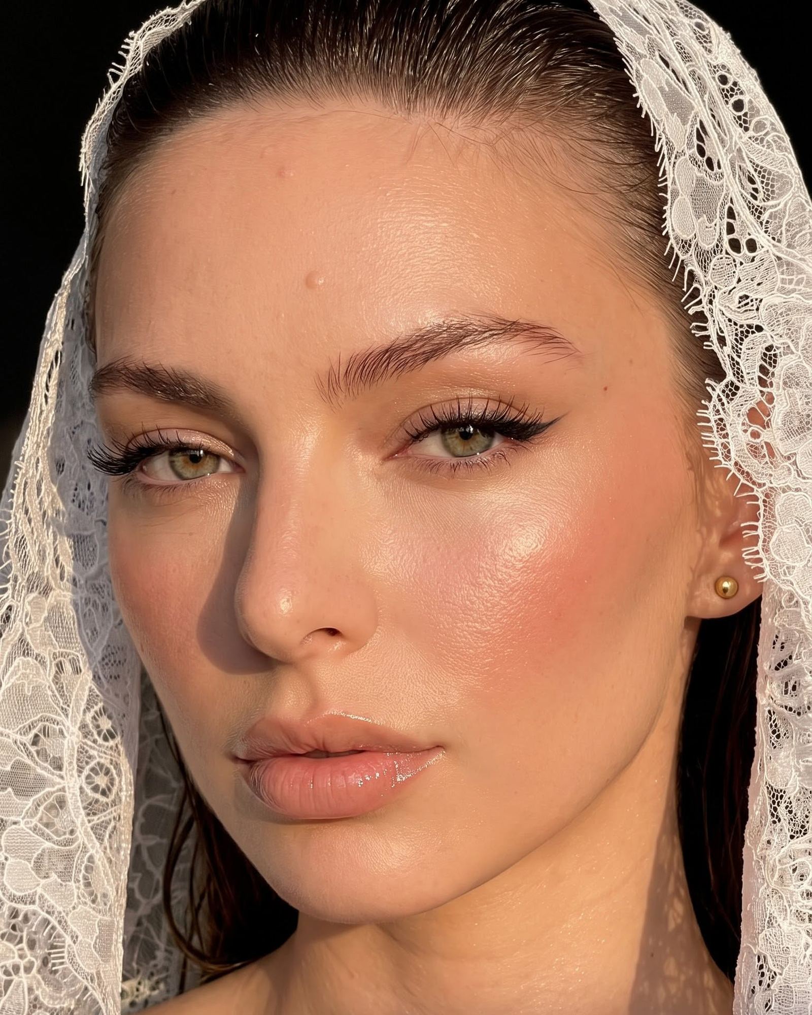 Wedding Makeup That Lasts, and the Royal Bride Who Did Her Own
