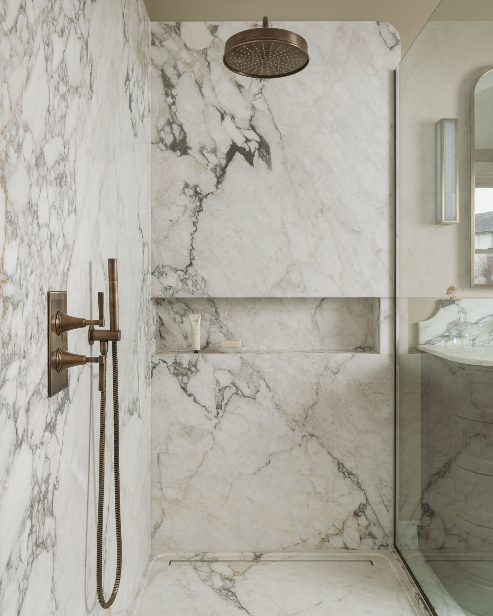 Walk-In Shower Ideas: Benches, Rain Heads And Towels