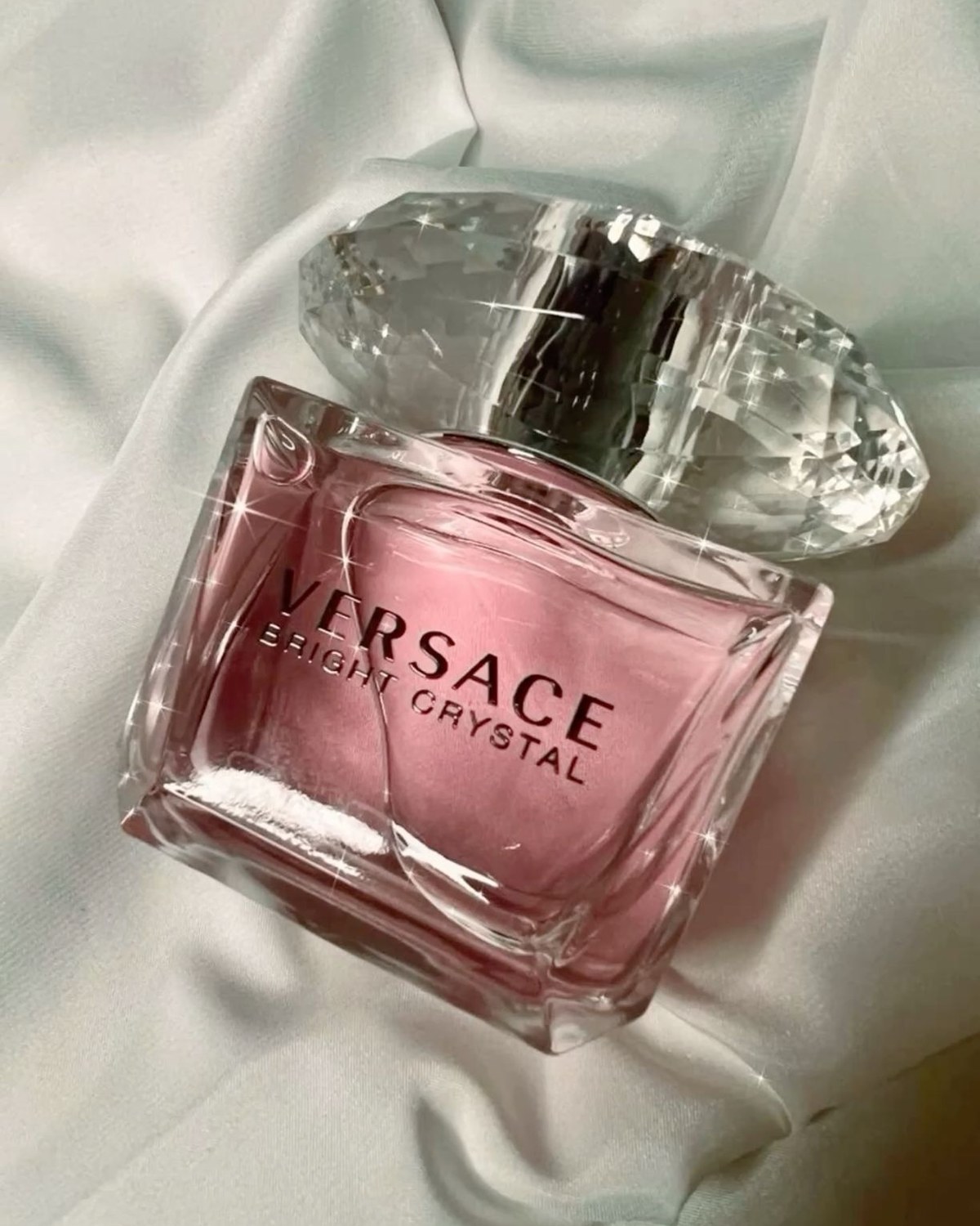 Versace Perfume, Starting With Yuzu, Ice and a Medusa Watching Over It