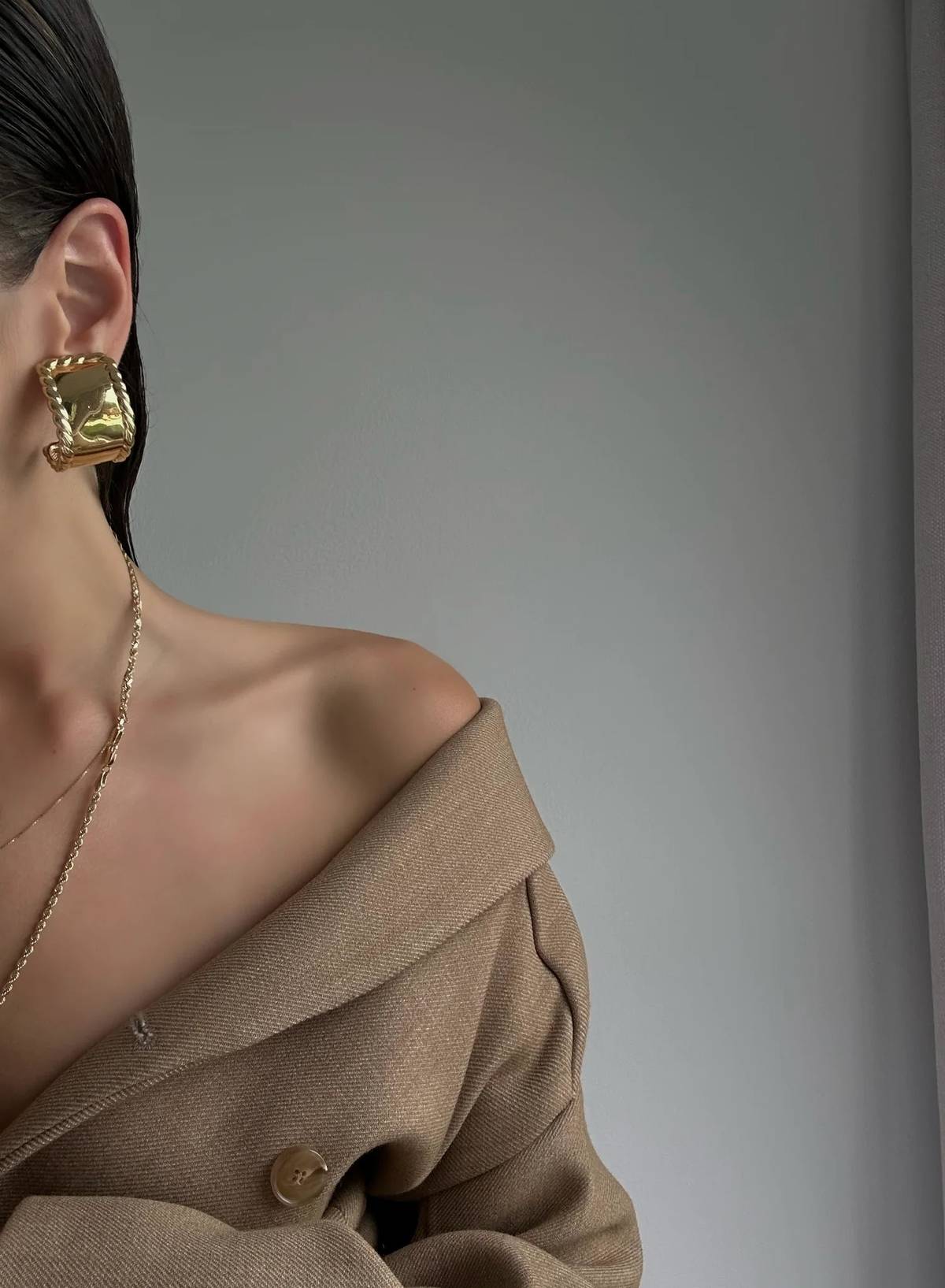 The Petra Mini Drop Earrings: What to Know