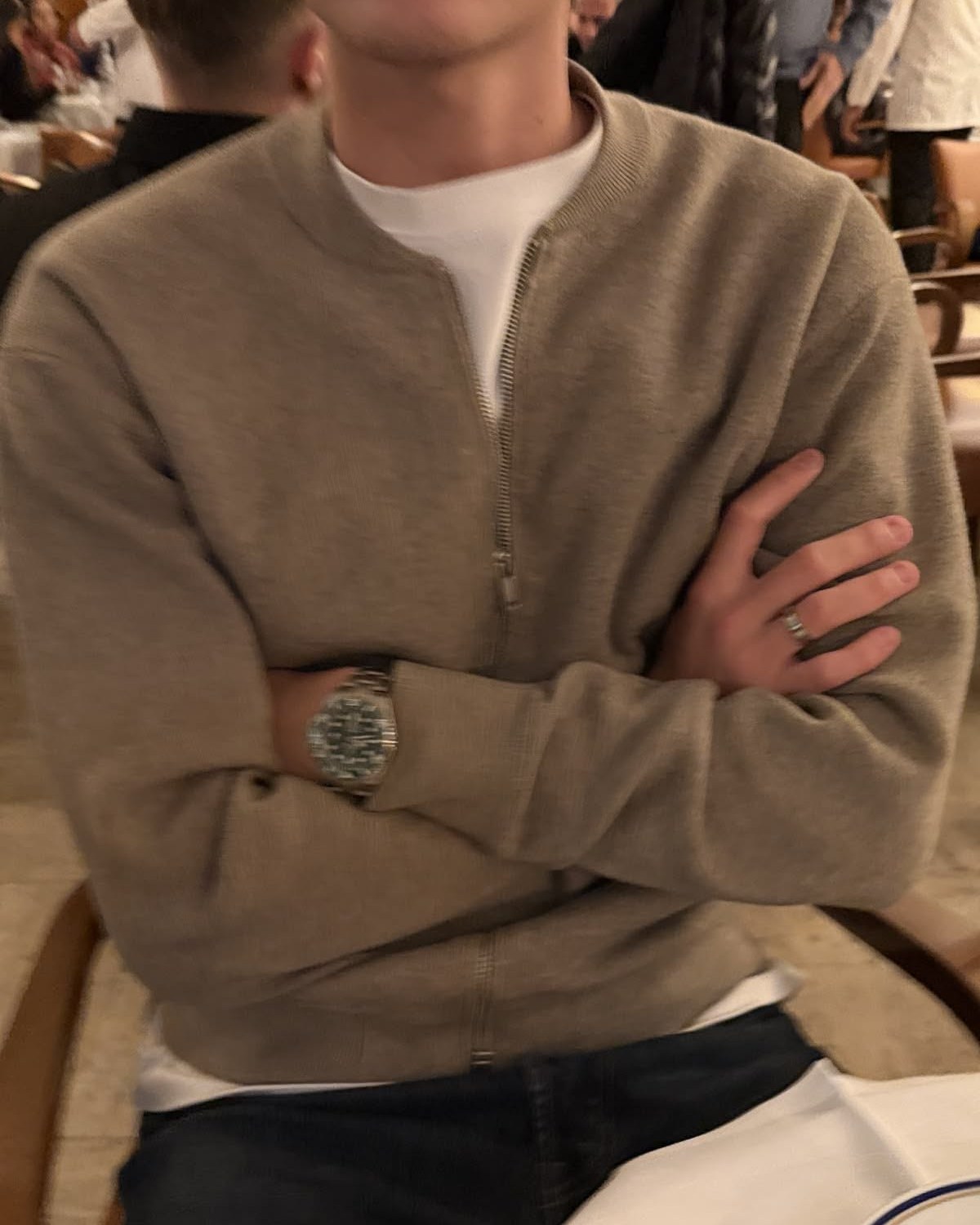 Mens Fall Outfits: Knits, Checked Shirts and Straight Trousers