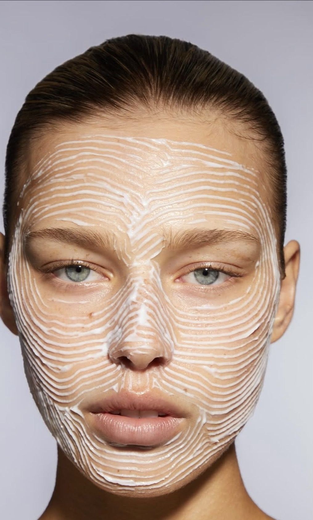 A Microcurrent Facial at Home Is a Habit, Not a One-Time Fix