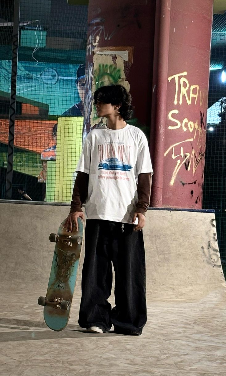 Skater Grown