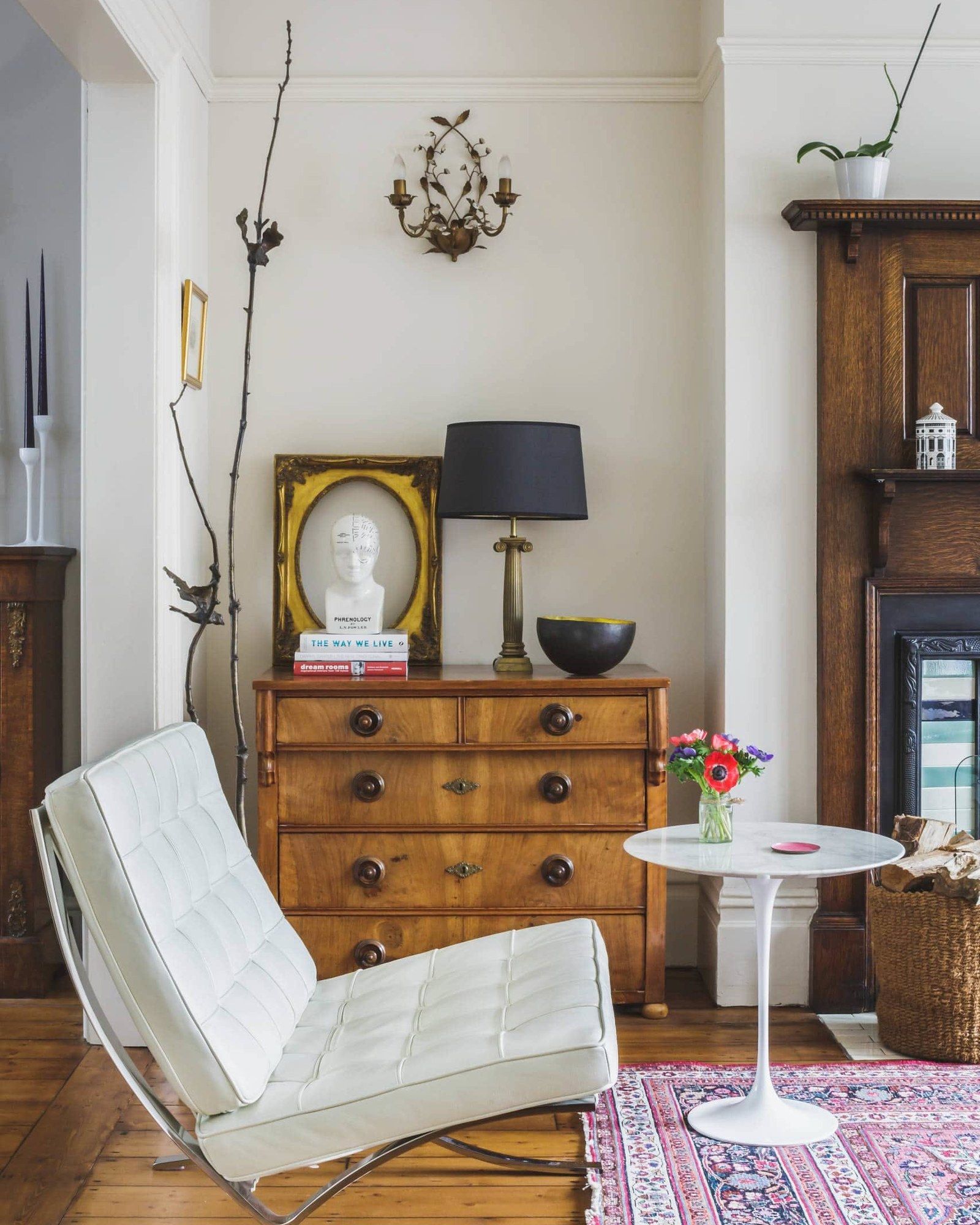 How To Mix Antique And New Furniture