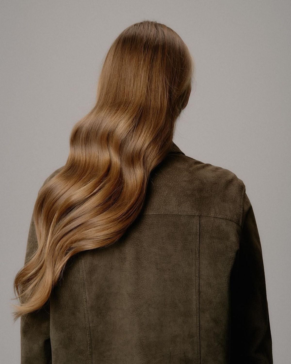 Best Shampoo and Conditioner for Frizzy Wavy Hair: What Actually Works