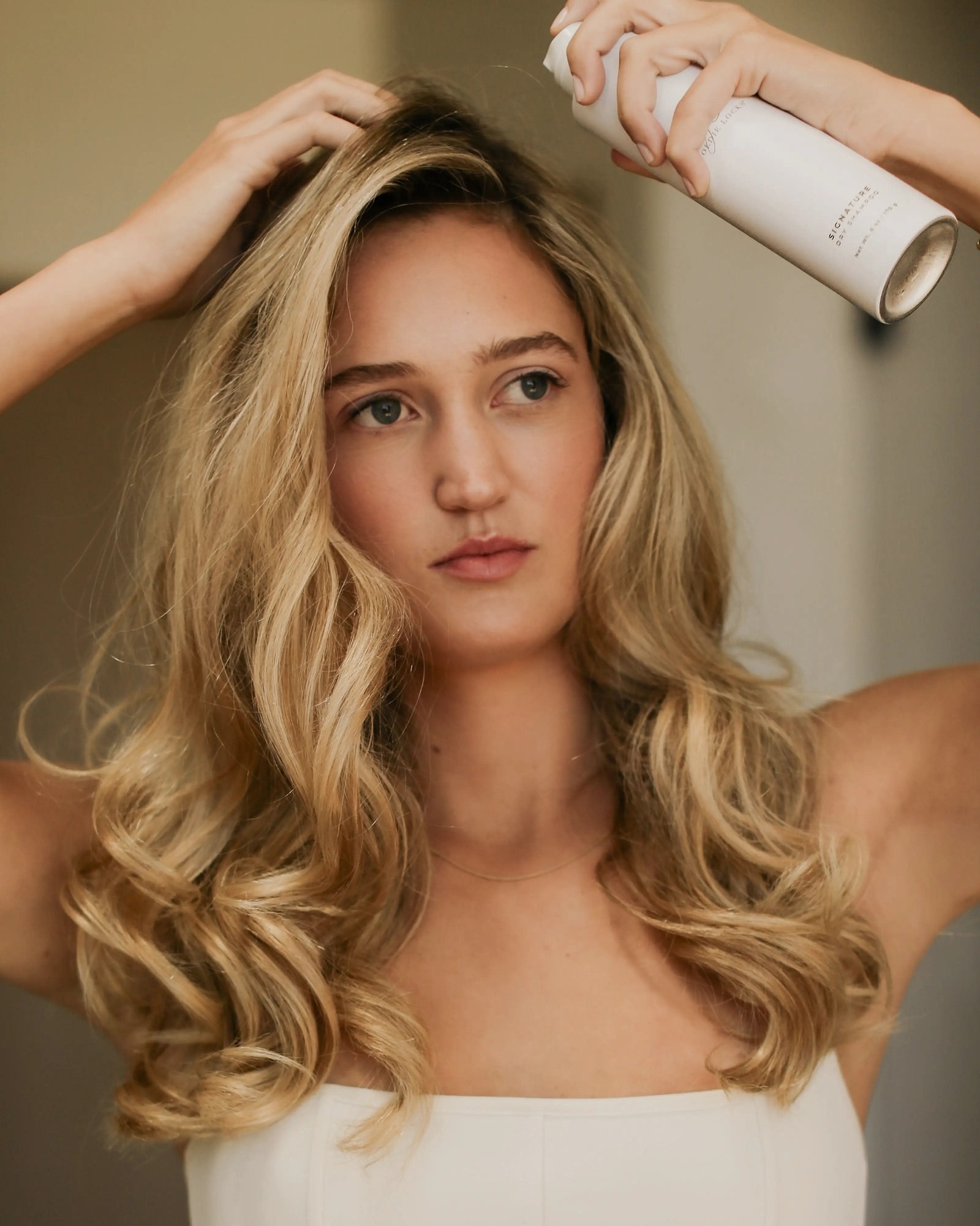 Dry Shampoo Rules: Powders, Tints And Non-Aerosol Formulas Explained