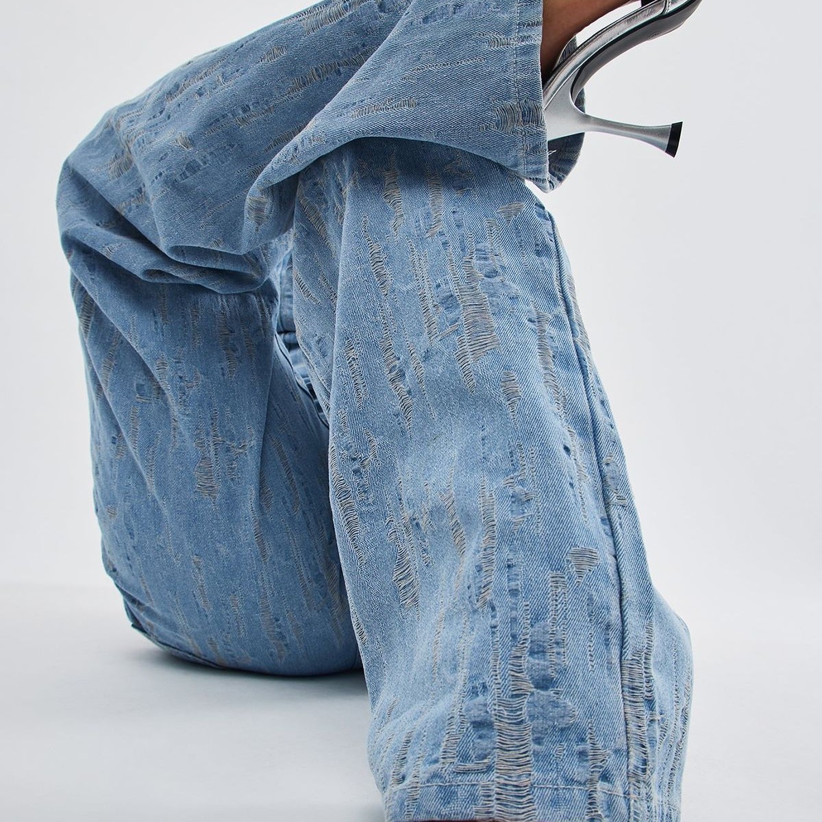 Denim Tears Black, Compared