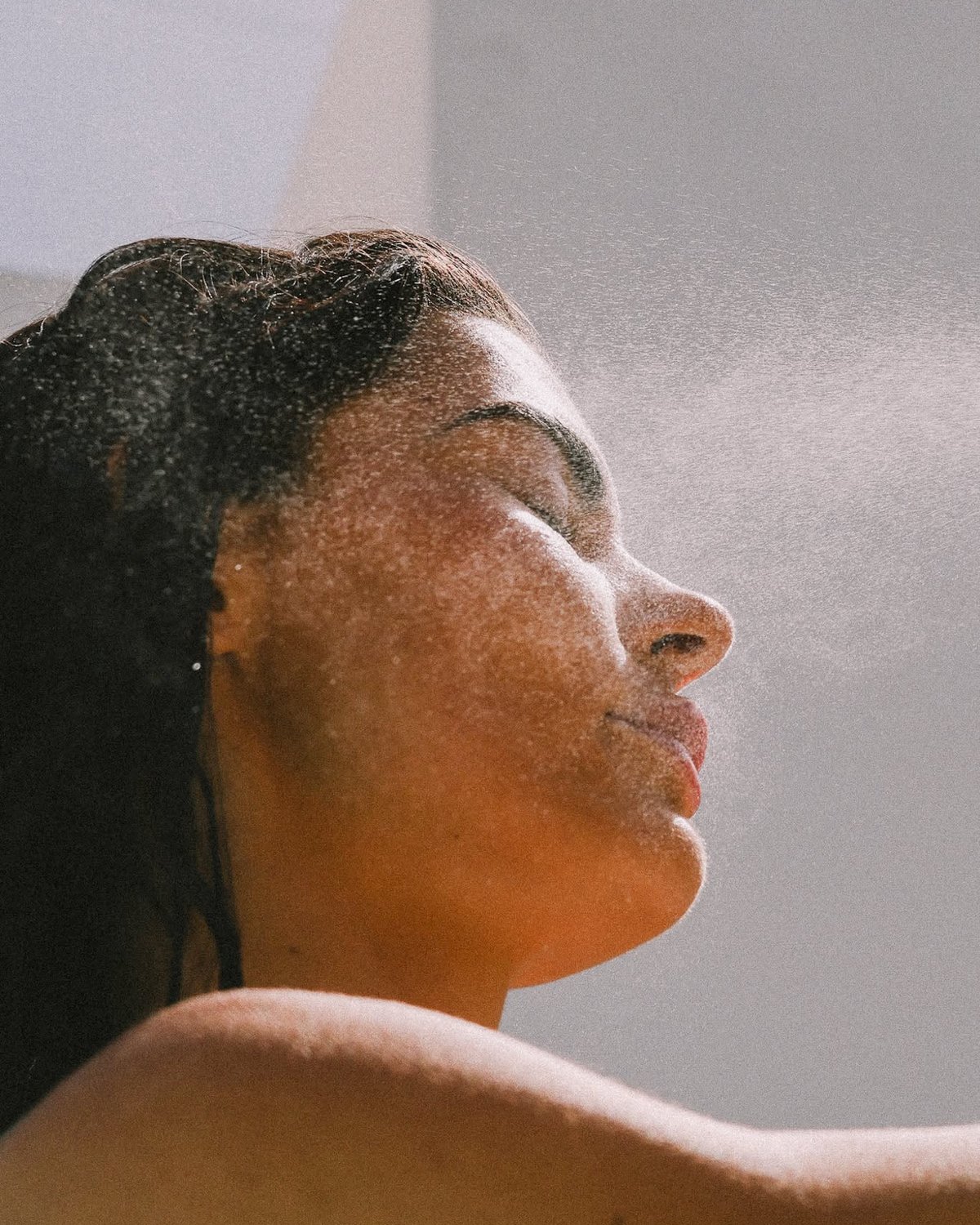 Mario Badescu: A Two-Room Manhattan Facial Studio and the Pink Bottle It Left Us