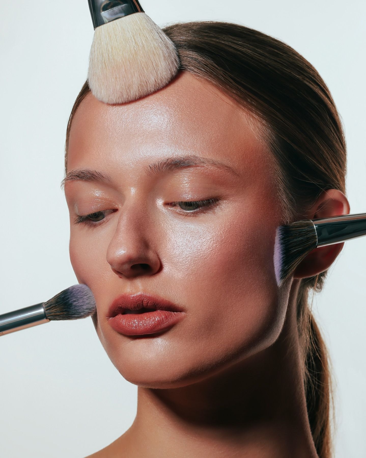 The Best Setting Powder for Every Skin Type and Finish
