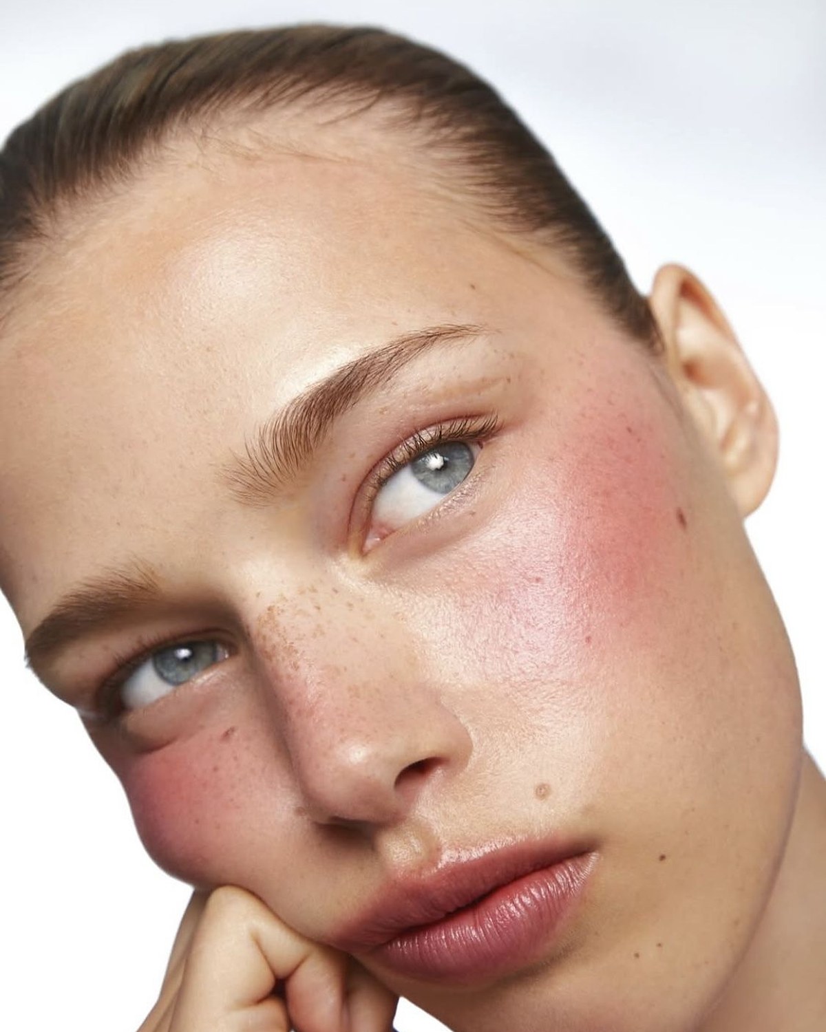 SHEGLAM: The Sponge Tip Blush That Opened a Whole Makeup Line