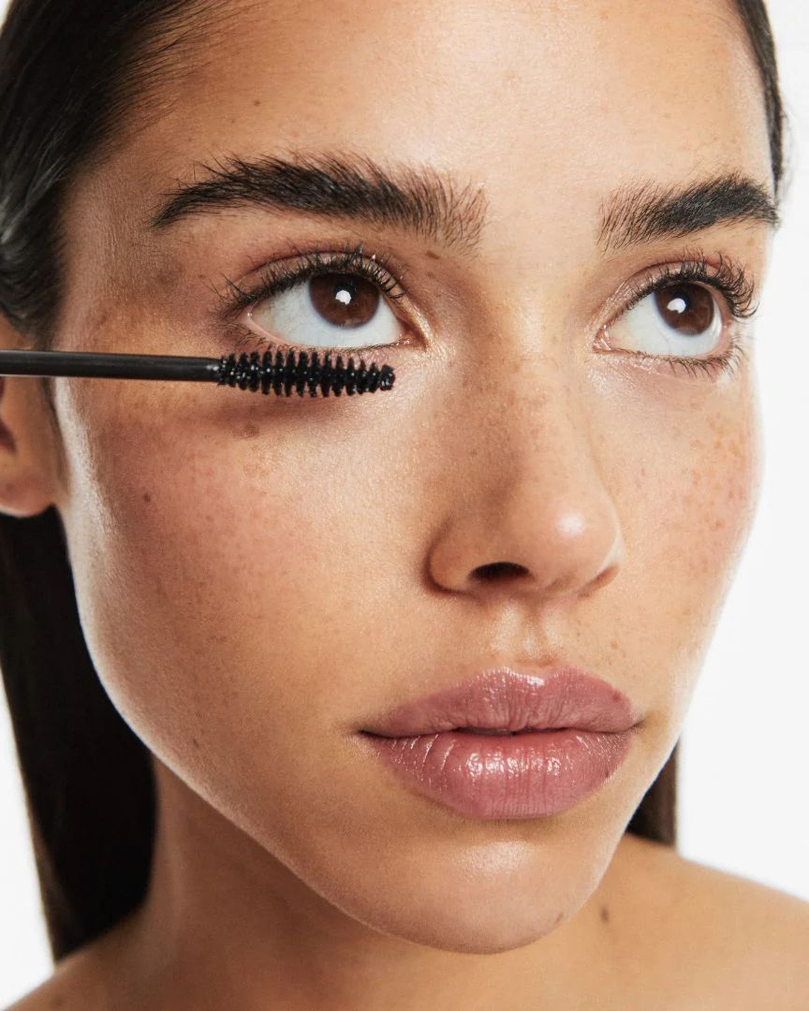 Lash Paradise, the 2017 Pink Tube That Started a Dupe Debate