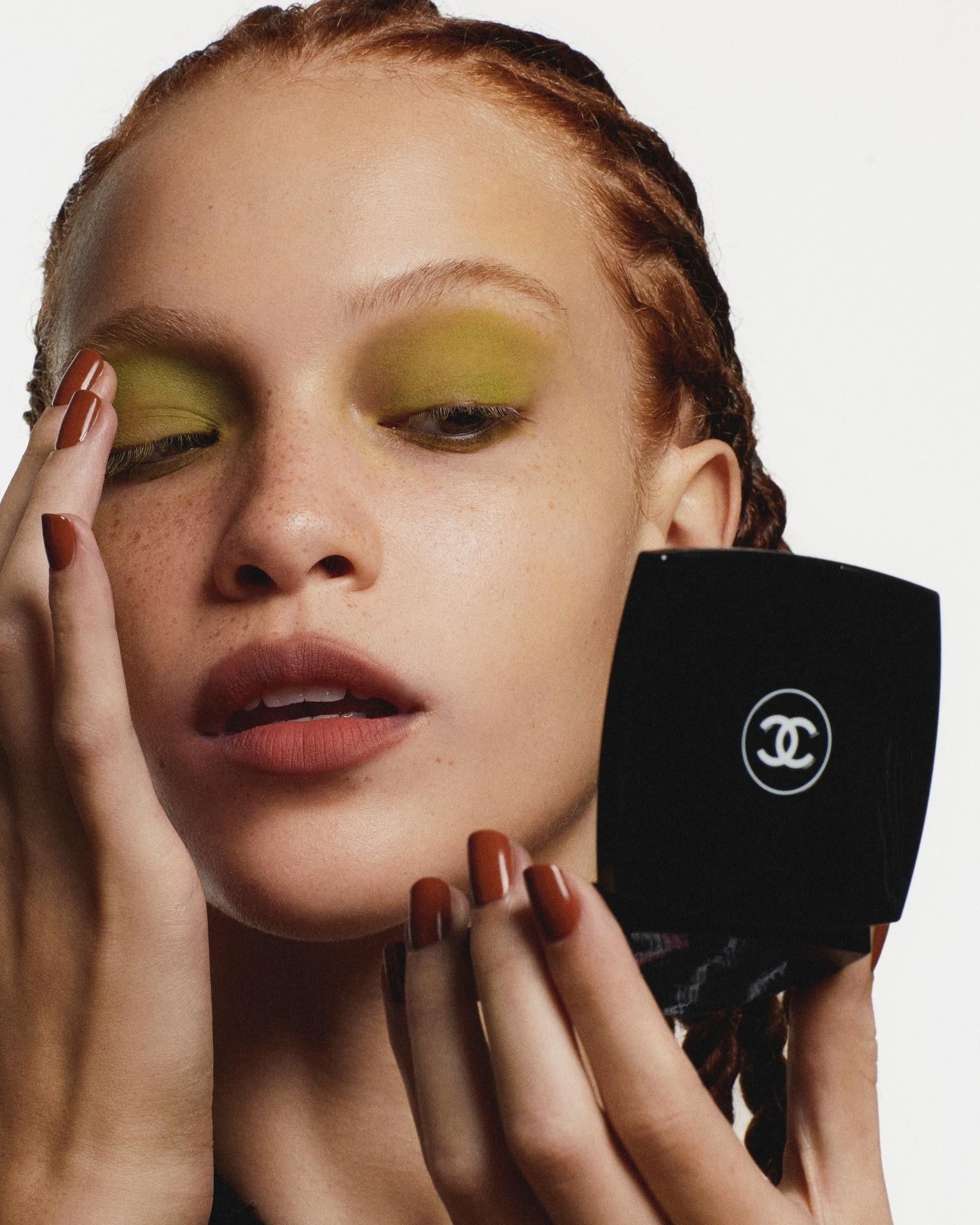 Chanel Makeup: From a 1924 Red Lipstick to the Water-Fresh Glow