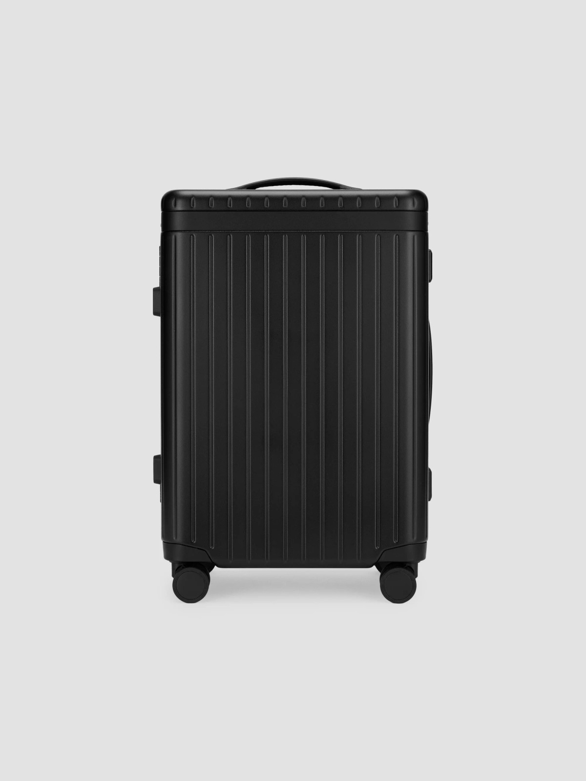 Hybrid The Carry-On Large Spinner Suitcase