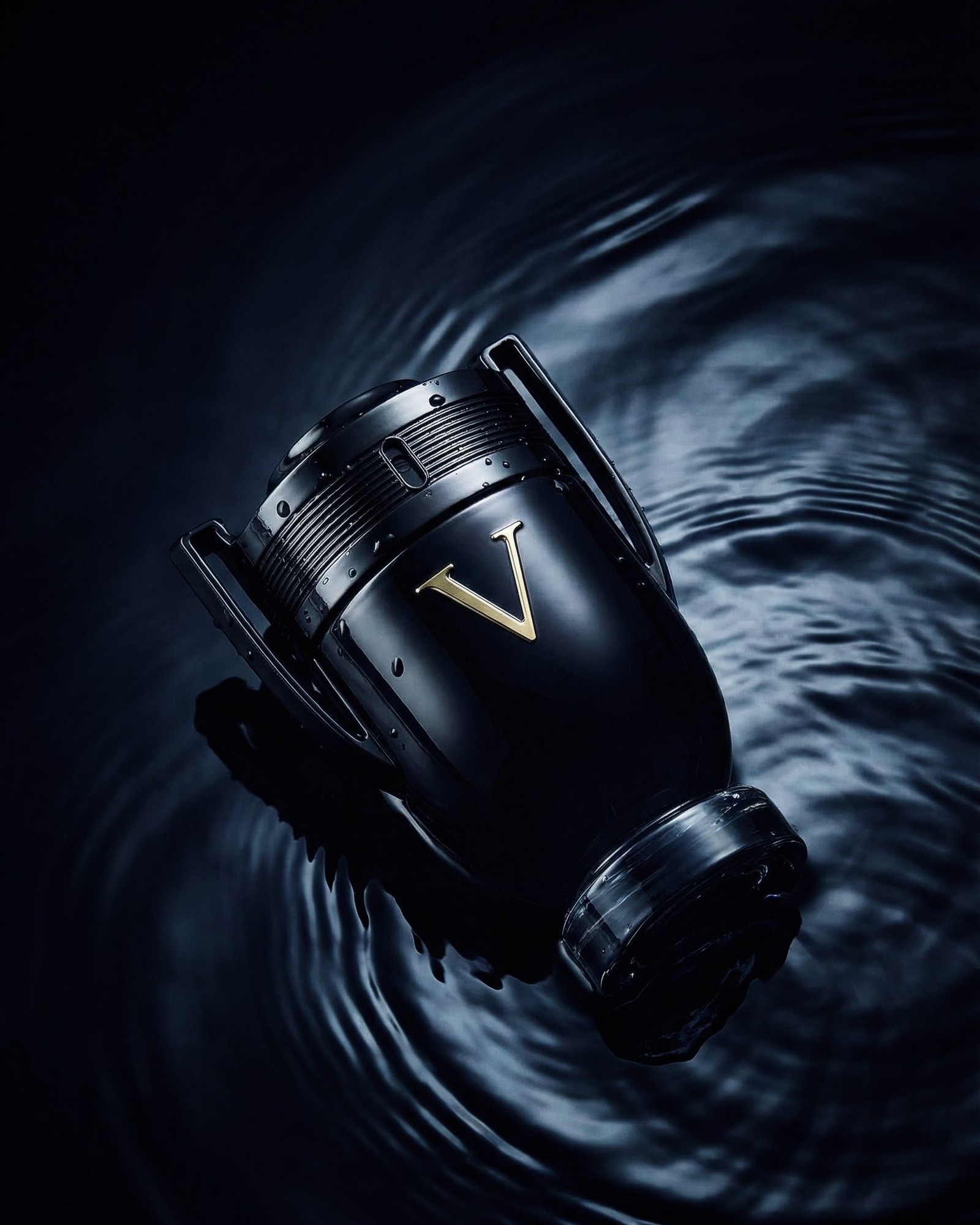 Invictus Victory: The Sweet, Smoky Trophy Bottle And What To Wear Beside It