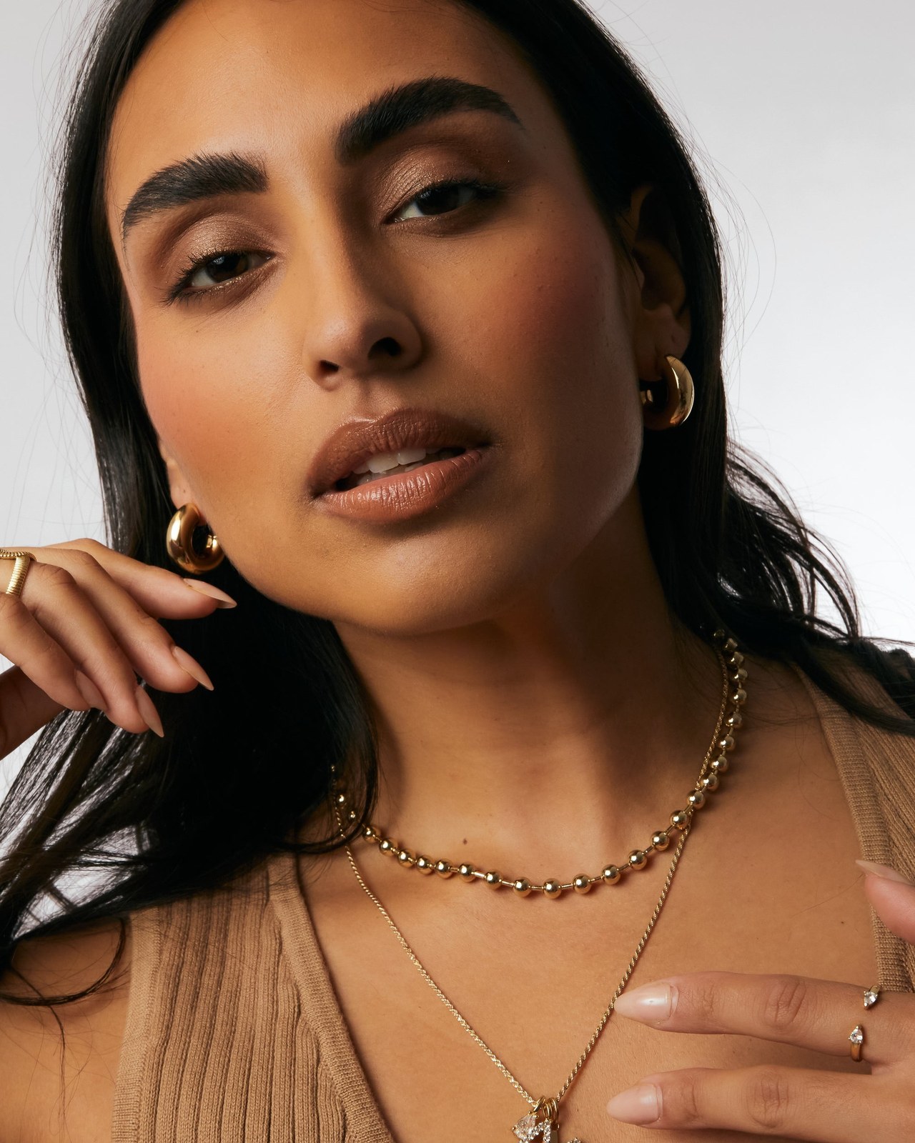 MIRANDA FRYE Jewelry: What to Know About the Pieces