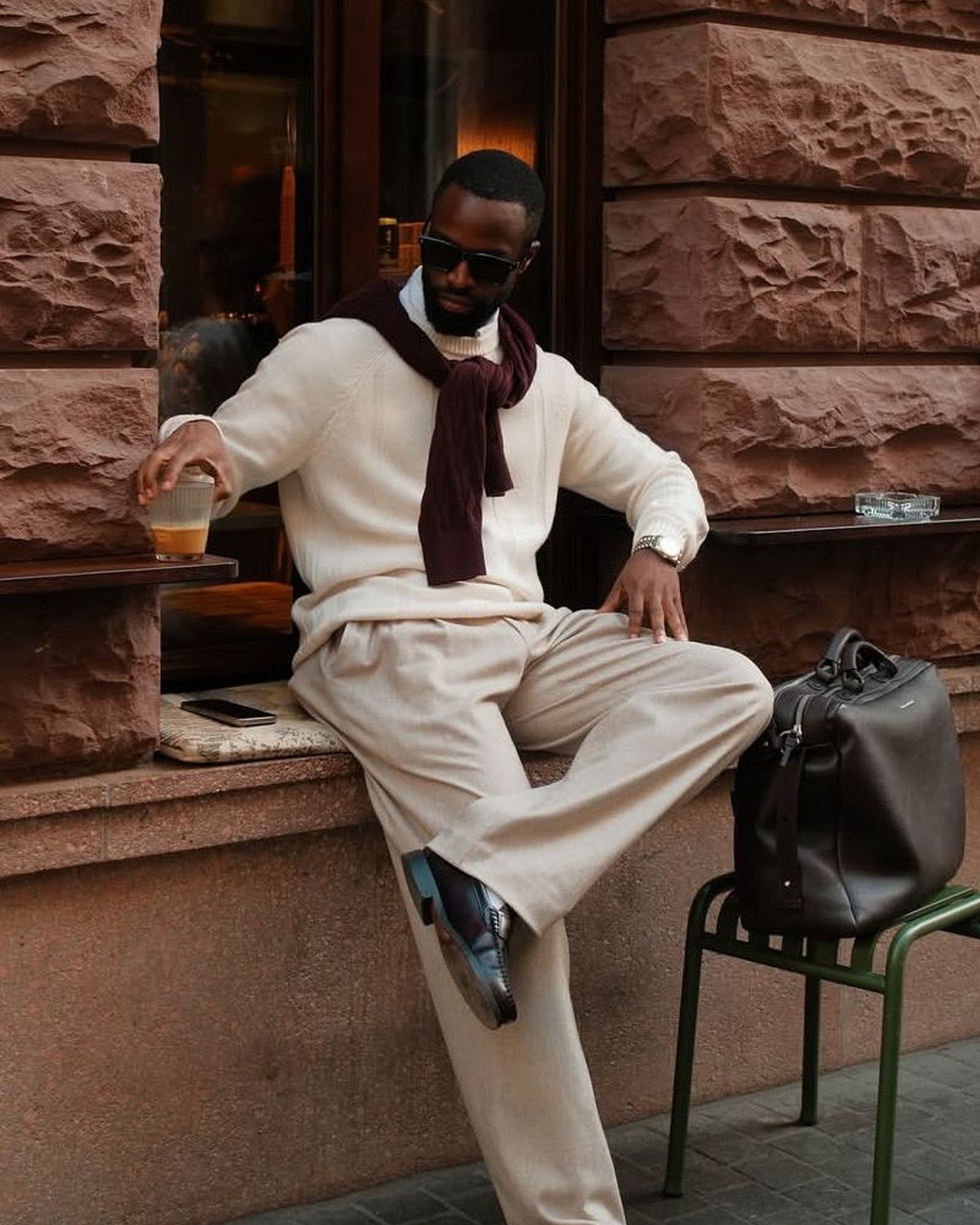 The Sunday Uniform: Elevated Loungewear & Off-Duty Essentials