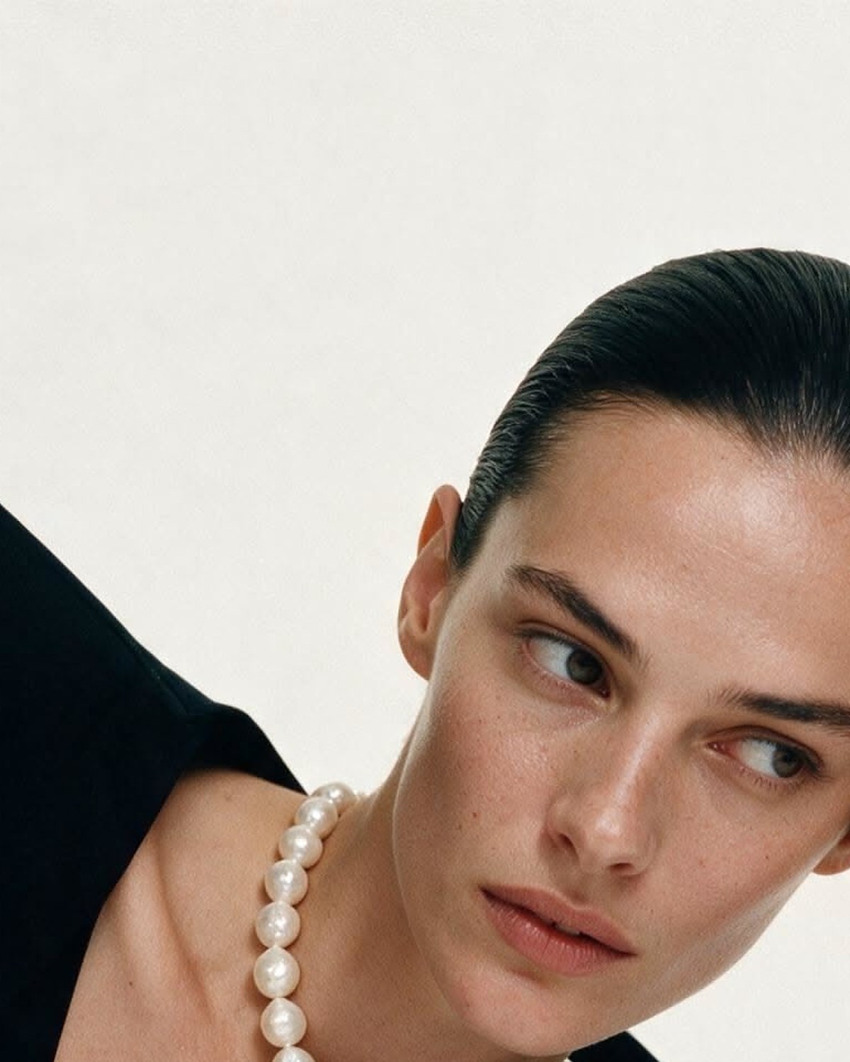 Expensive Gifts for Women: A 1969 New York Bracelet With Visible Screws