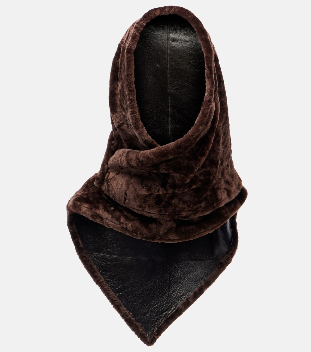 Shearling scarf