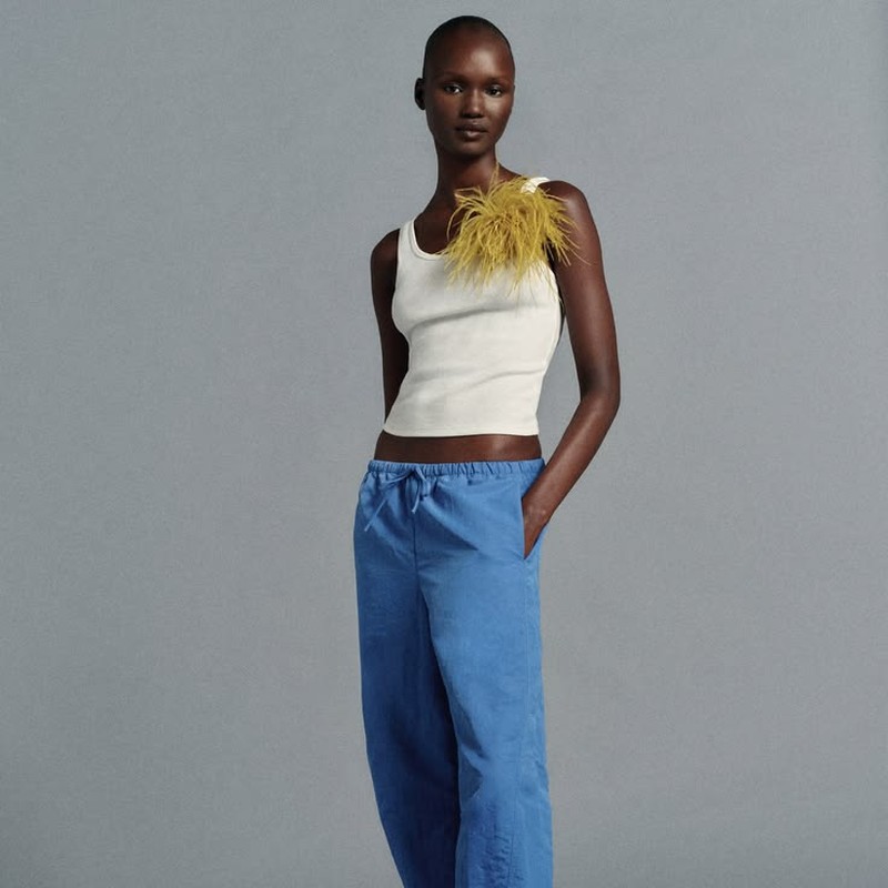 Classy White Jeans Outfits for Ladies, Compared