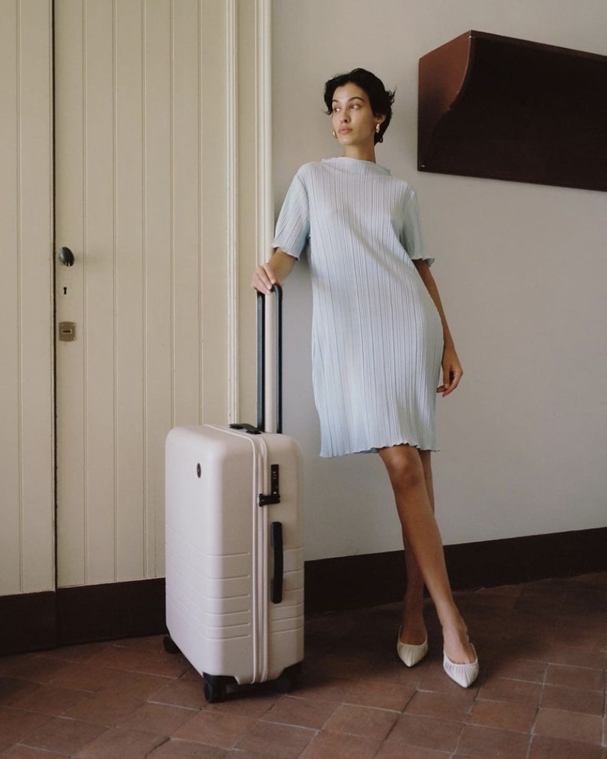 July Luggage: The Melbourne Suitcase Born From Wheel Complaints