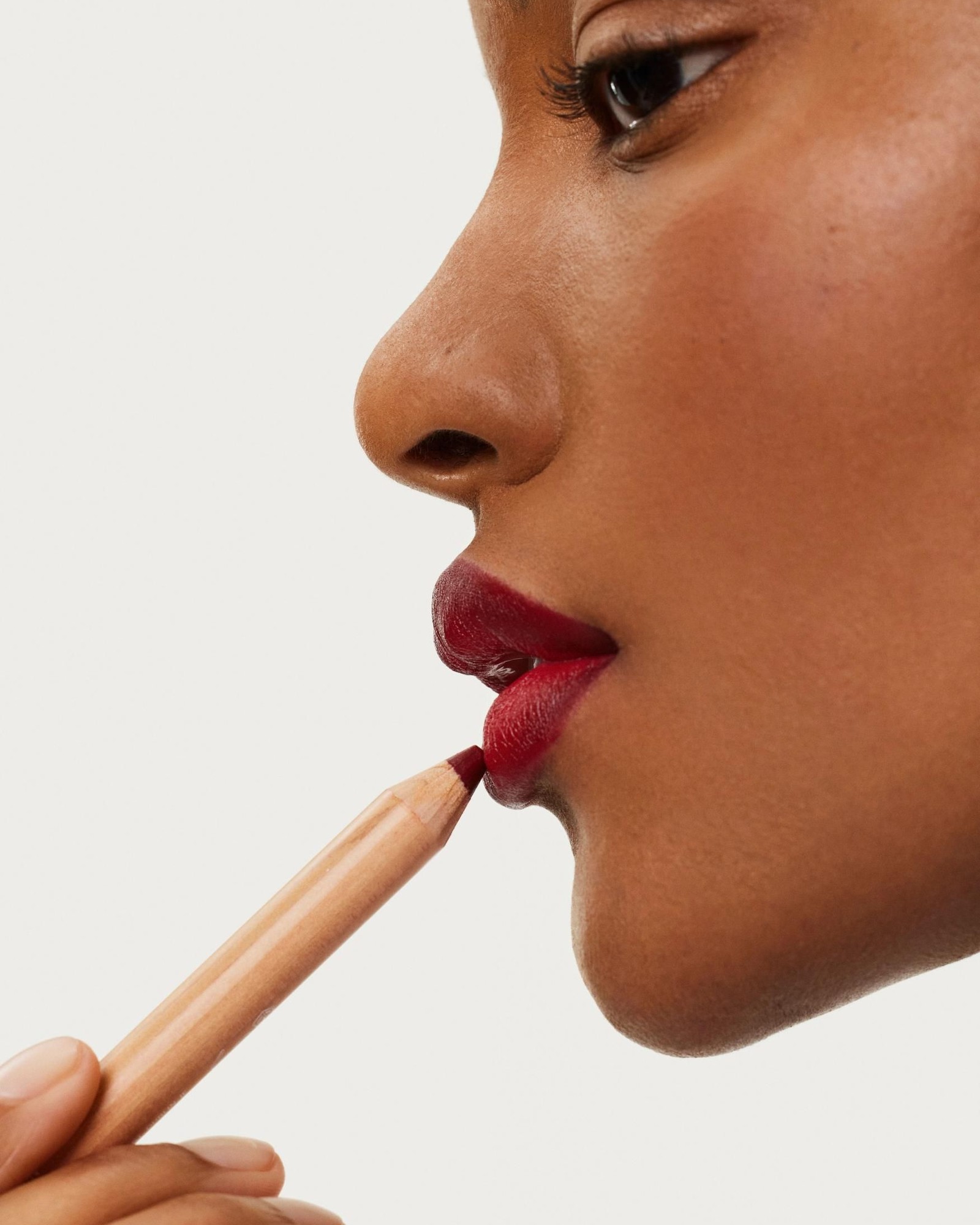 MAC Plum Lip Liner and How to Wear a Berry Lip Line