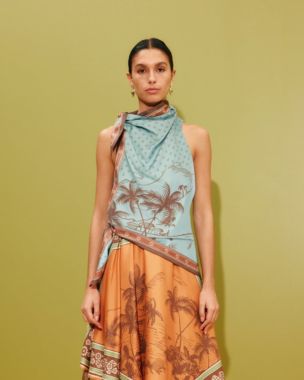 Scarf Dress: How a Square of Parachute Silk Became a Print