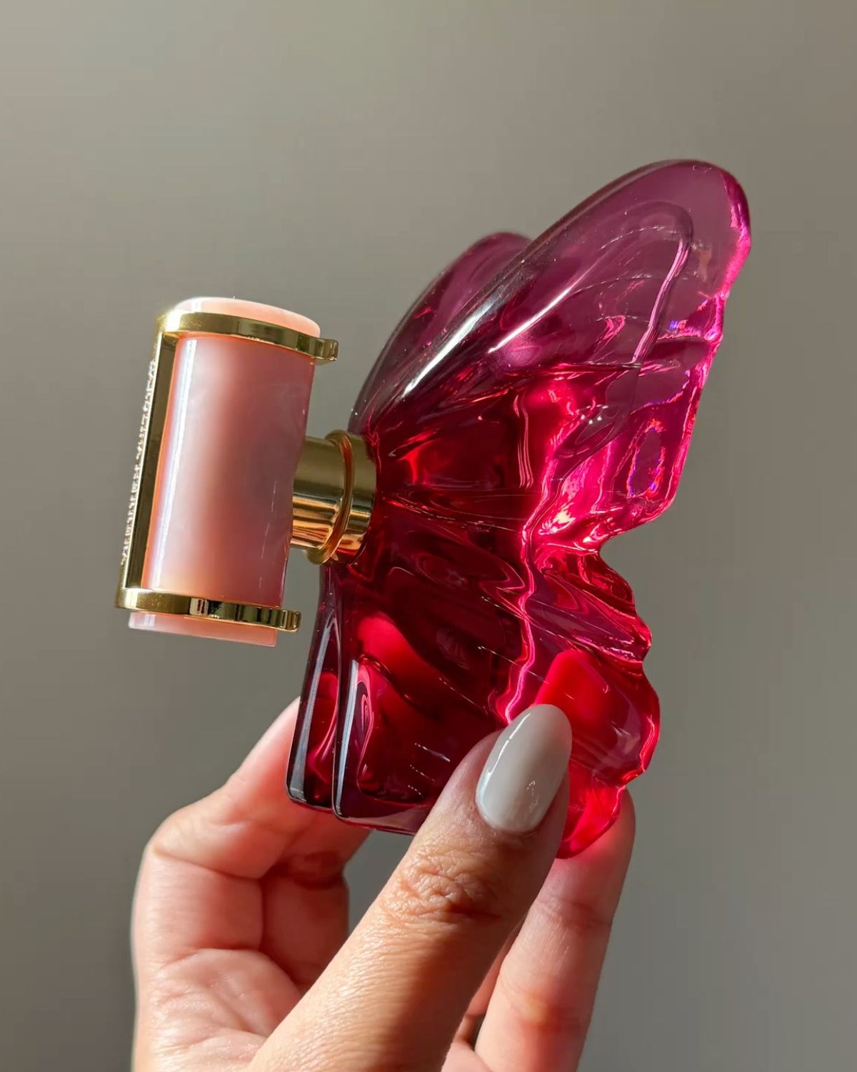 Carolina Herrera Perfume Past the Stiletto Bottle
