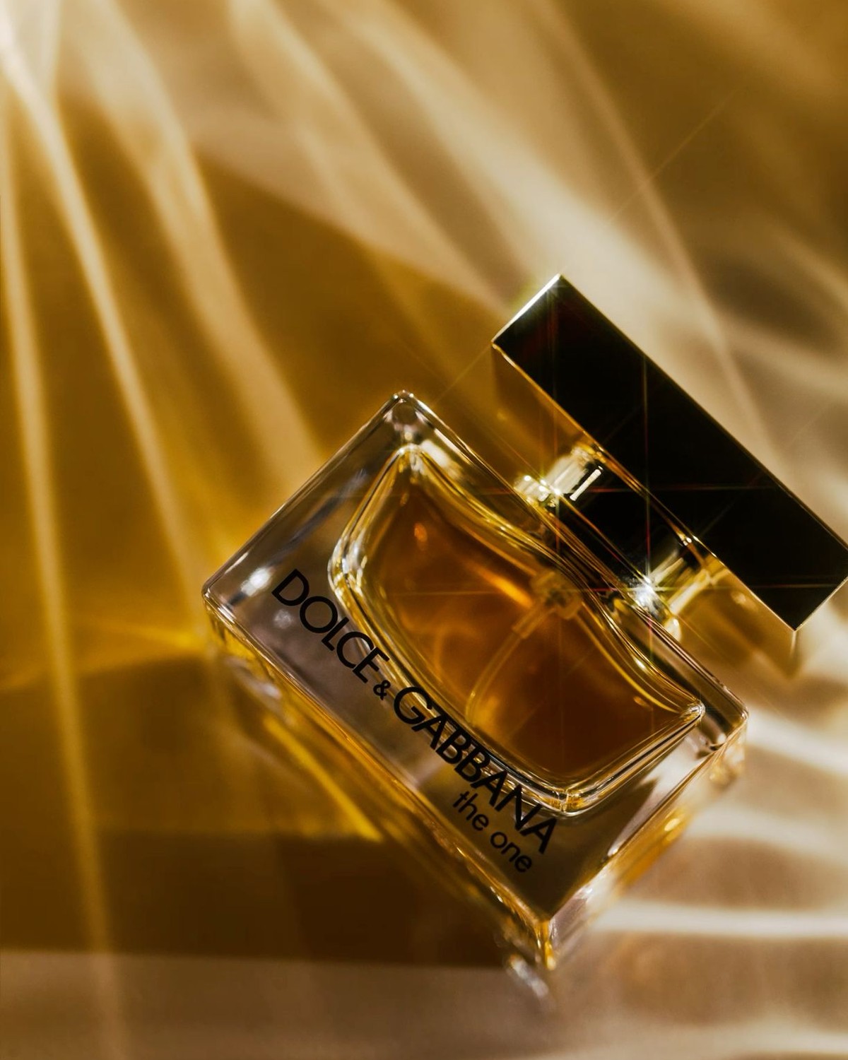 Dolce&Gabbana Perfume, From Light Blue Skies to a Panettone Gourmand