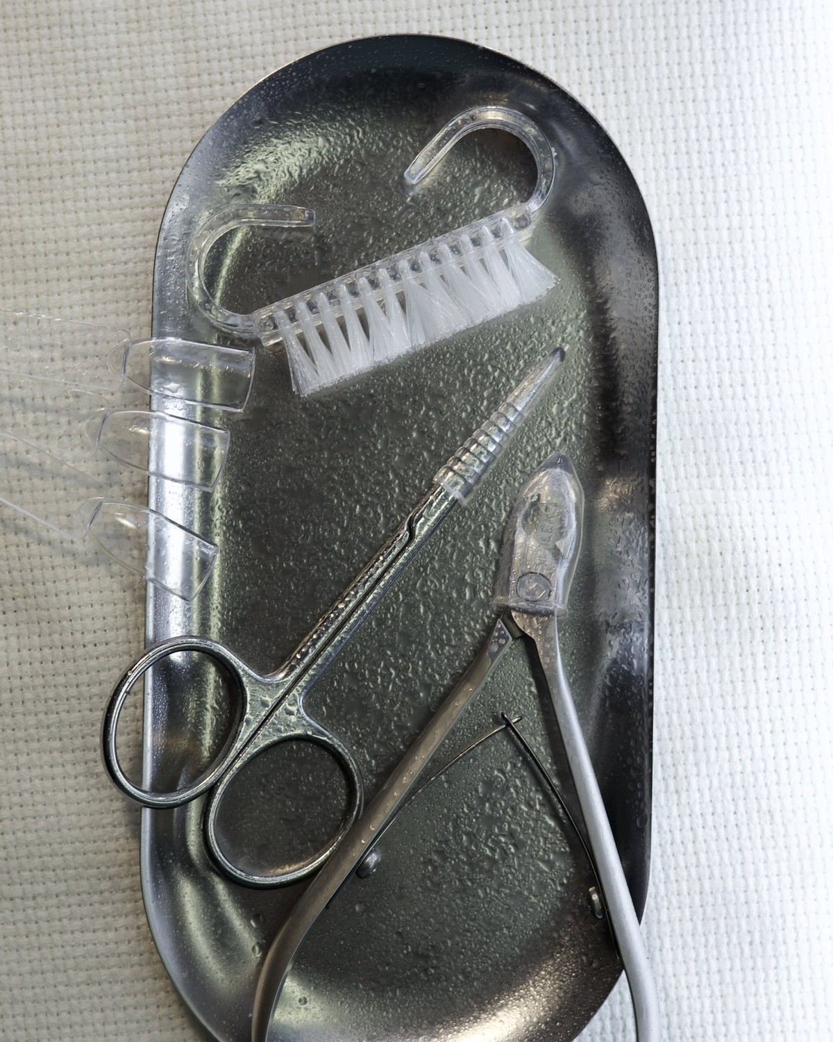 The Cuticle Cutter Question: Nippers for Hangnails, Oil for Everything Else