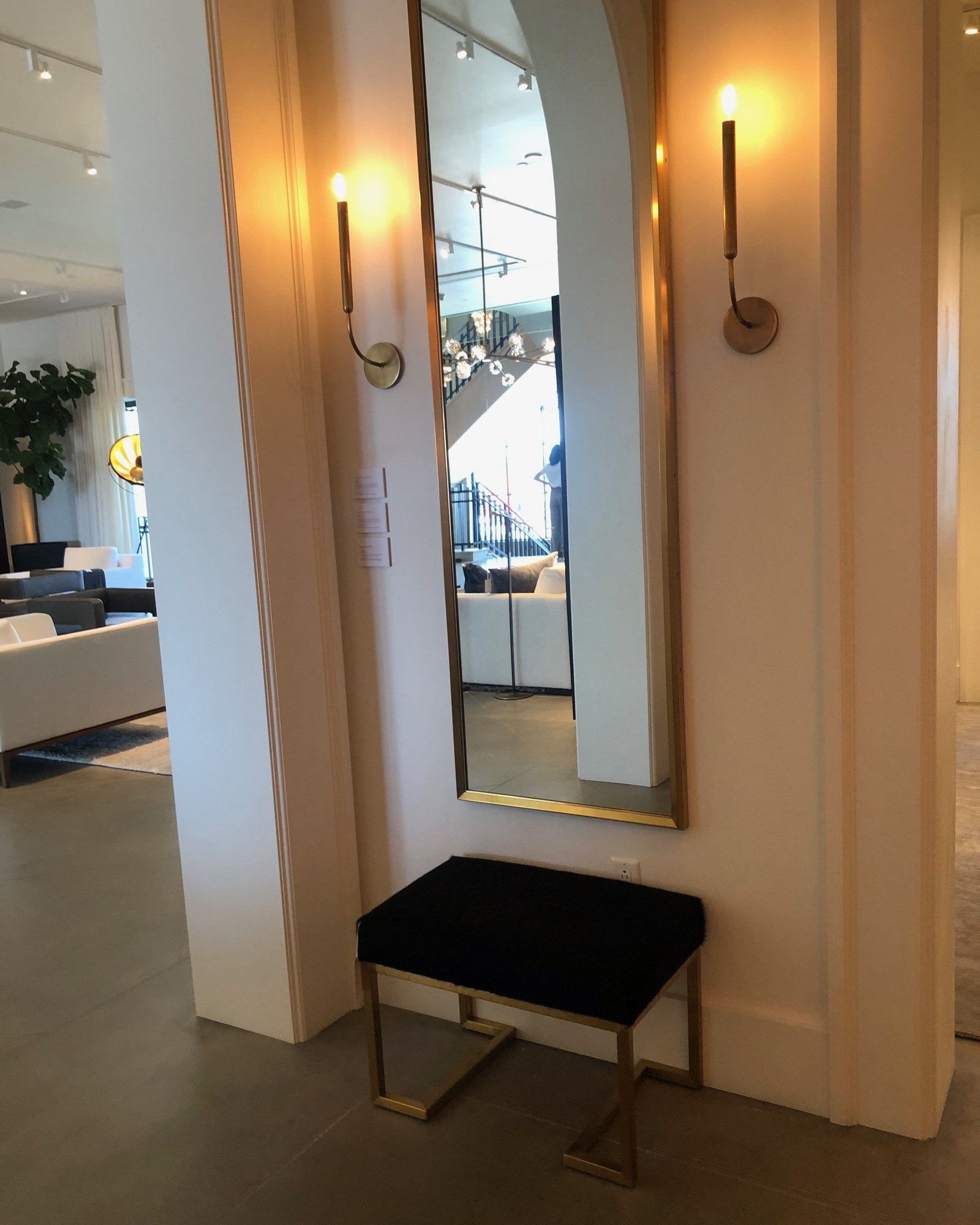 Wall Mirror Ideas: Round, Wavy, Woven And Graphic