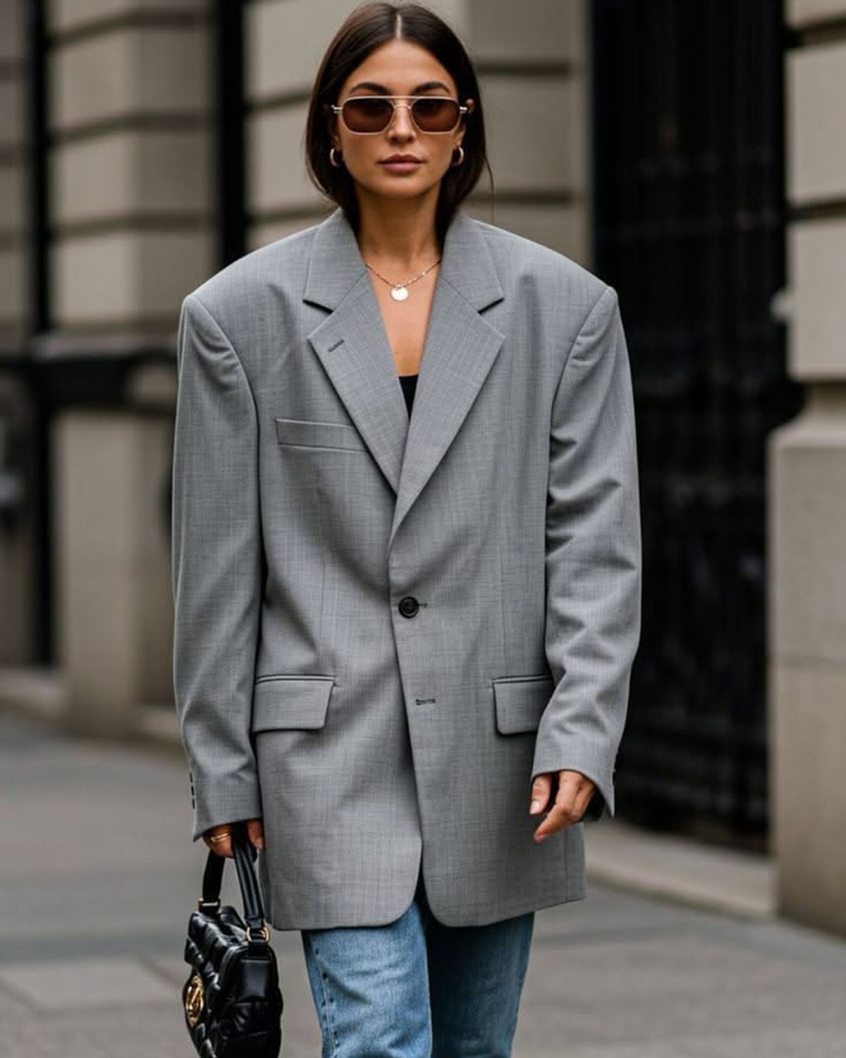 Sculpted Shoulder