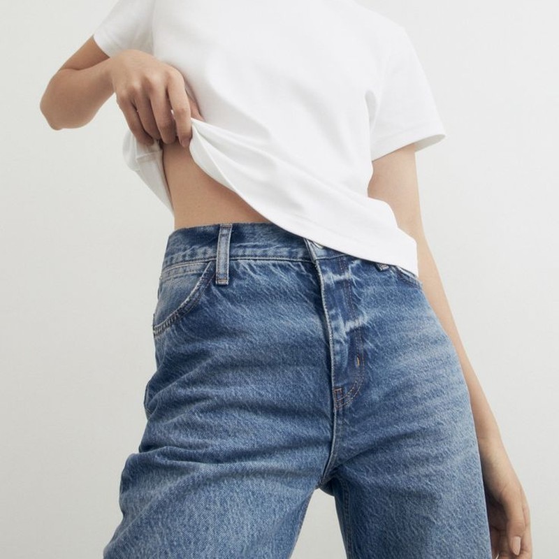 How to Find a Bra That Disappears Under a T-Shirt