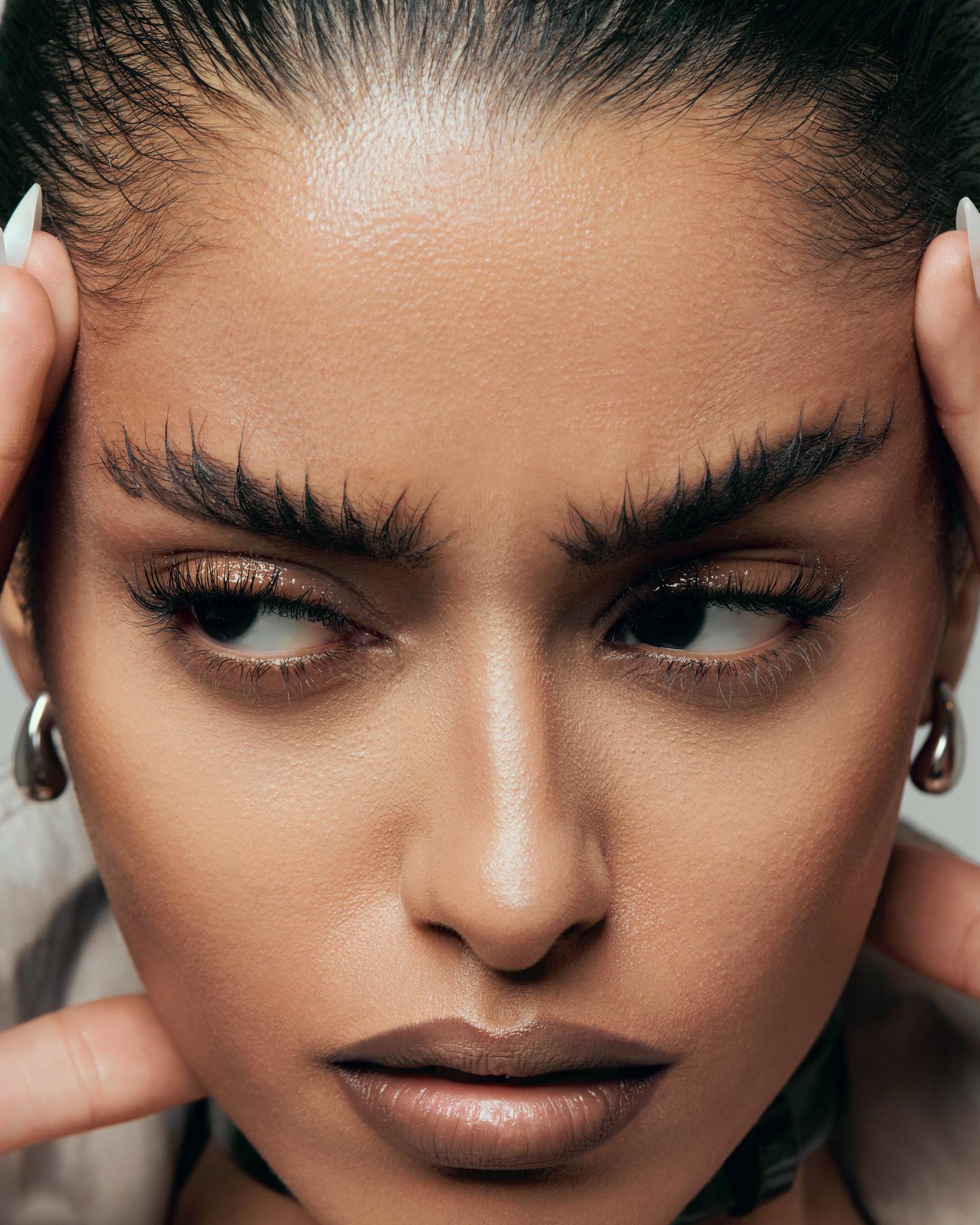 Eyebrow Lift Gels and Waxes for Brows That Stay Up All Day