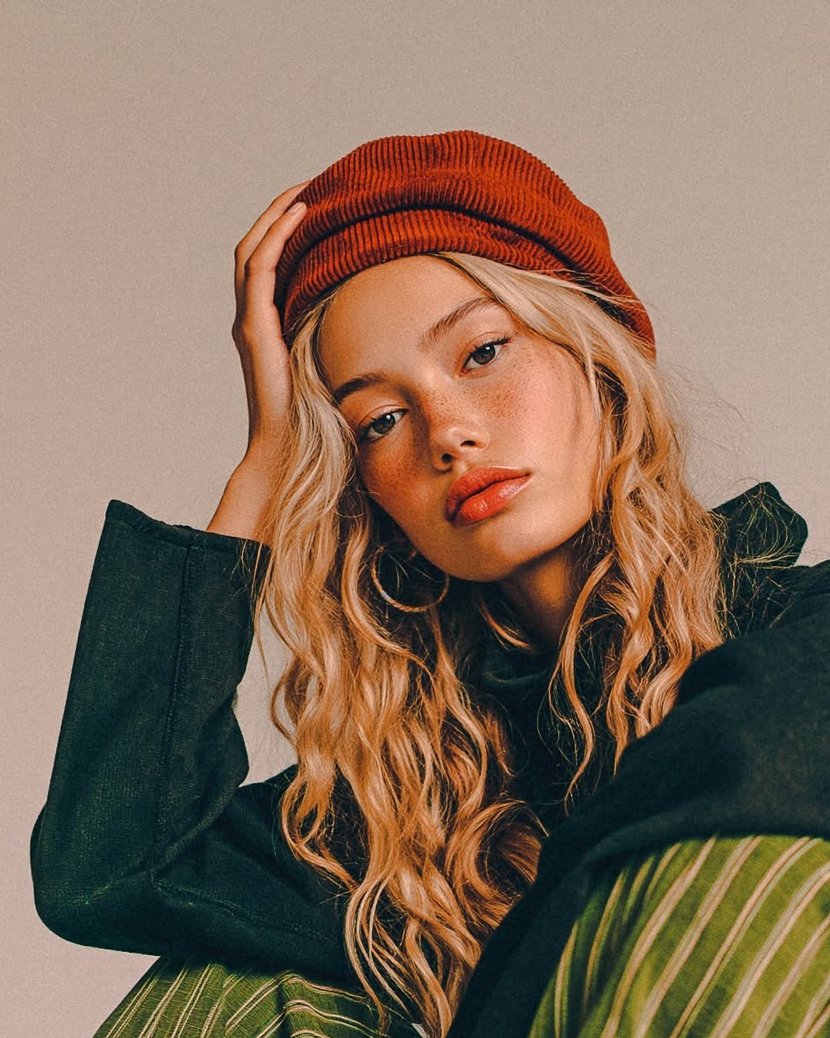 Garage Clothing: The Montreal Mall Brand Behind Perfect Peach Leggings