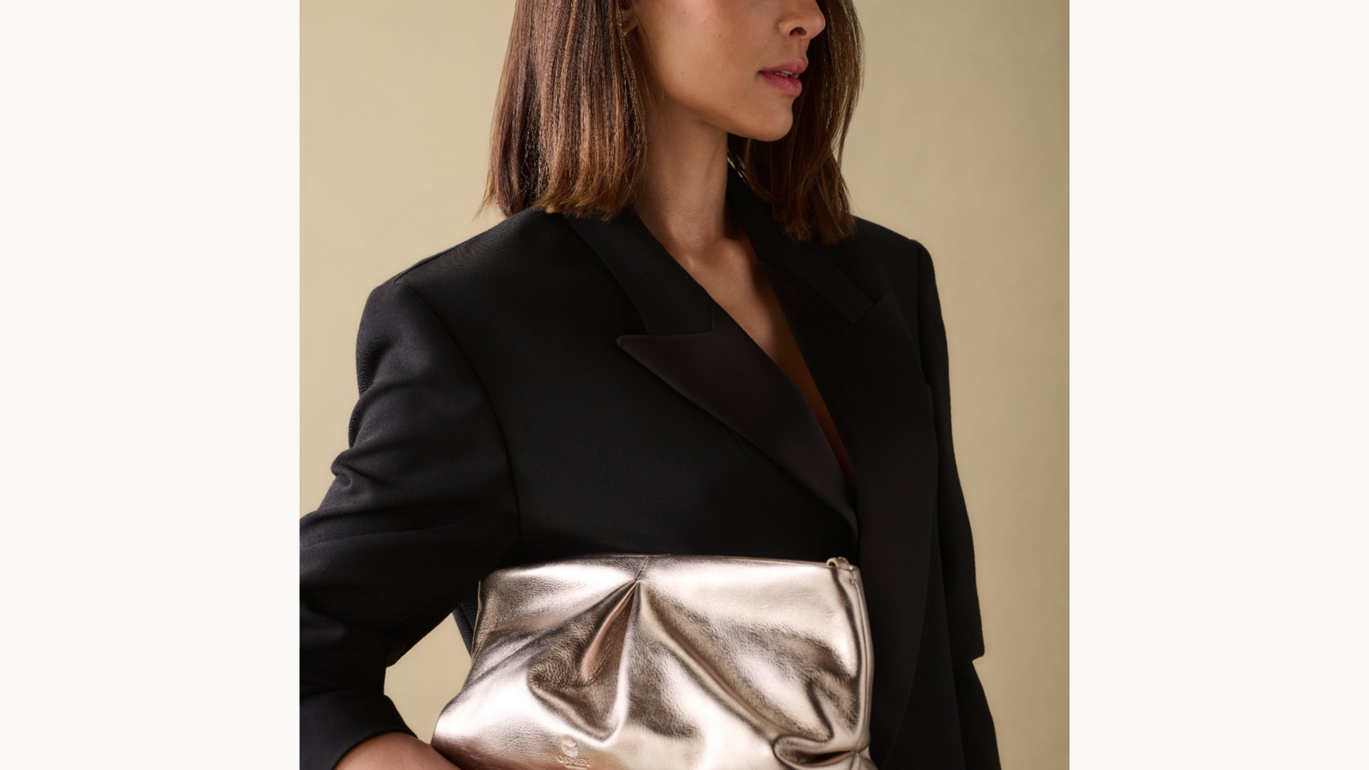 Metallic Clutches