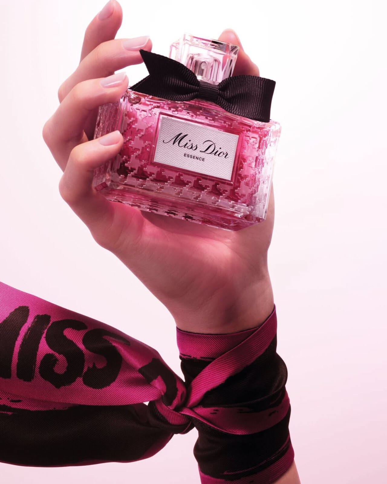 Miss Dior, the 1947 Finishing Touch, and Every Way to Wear It Now