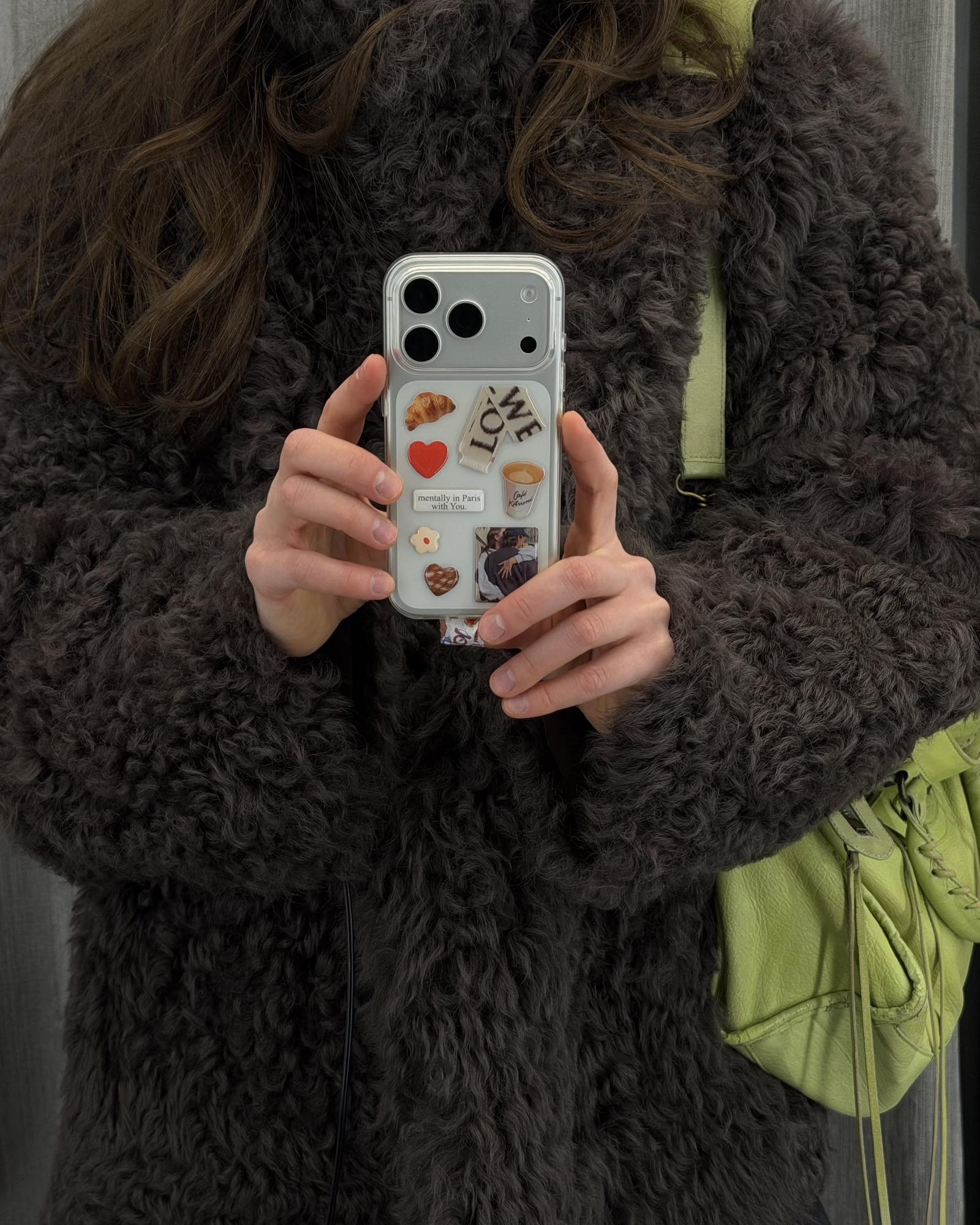 iPhone 18 Pro Max Case: Clear, Printed and Rugged Picks That Snap On